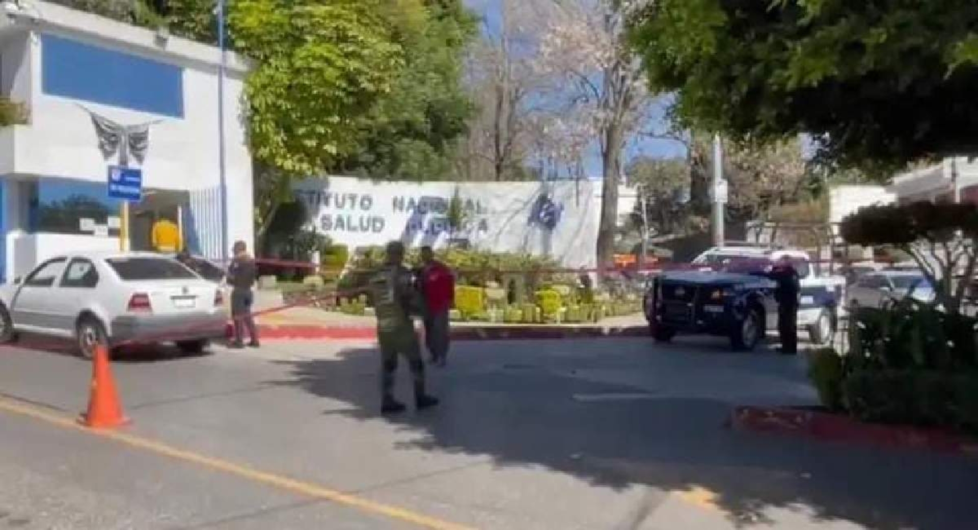 Atacan a familia en la avenida Universidad