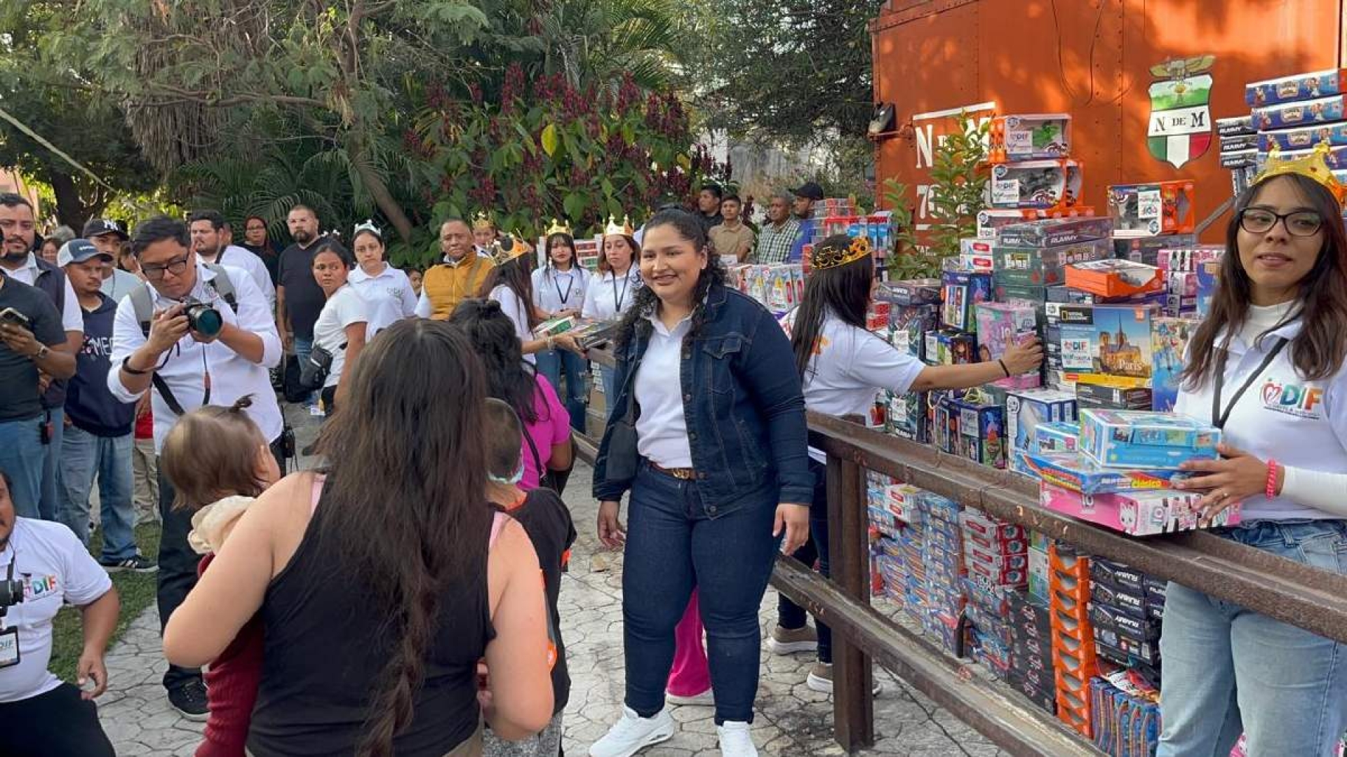 Celebra DIF Cuautla Día de Reyes con festival masivo