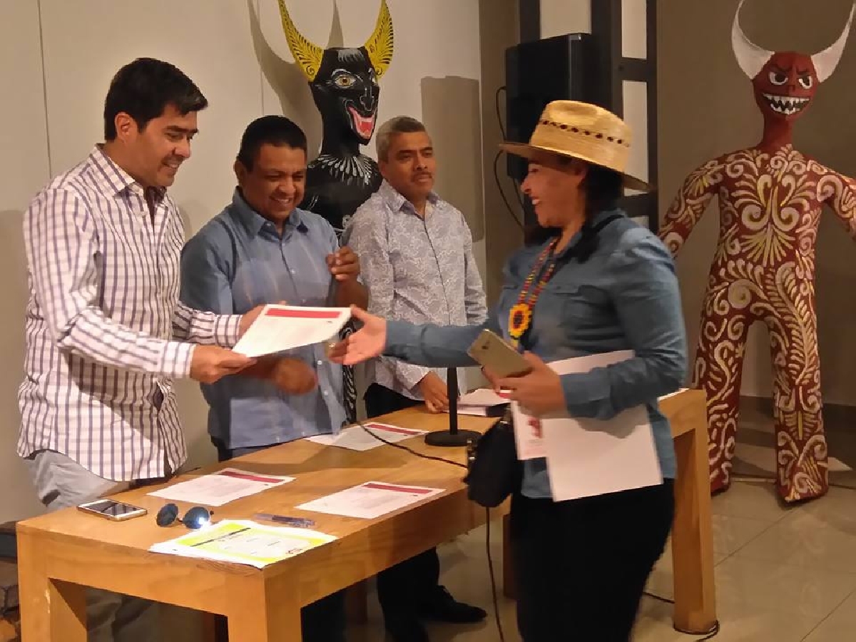 Concluye con éxito el III Encuentro Nacional de Cartonería Tradicional