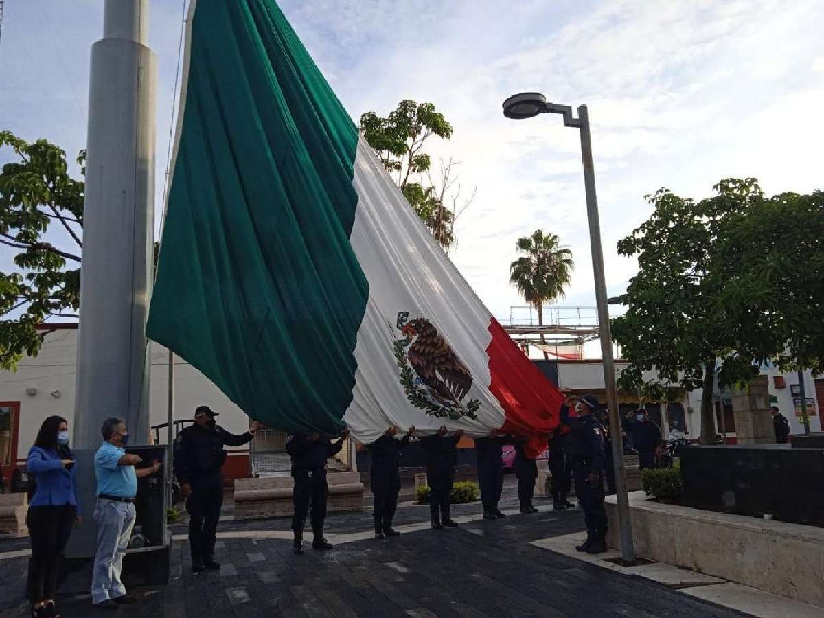 Izan a media asta bandera en memoria de víctimas de sismos