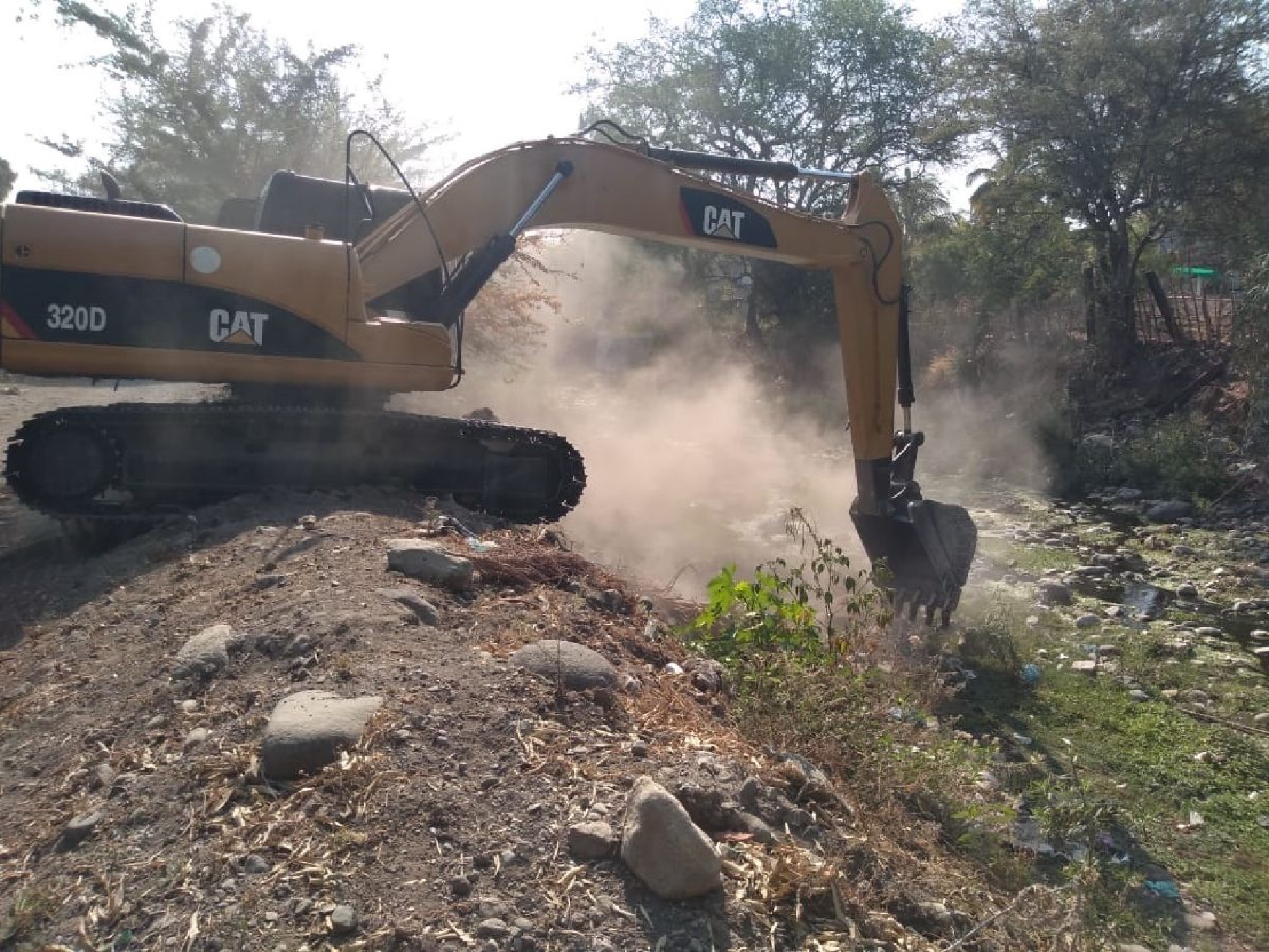 Más de mil familias están en riesgo de inundación en Ayala