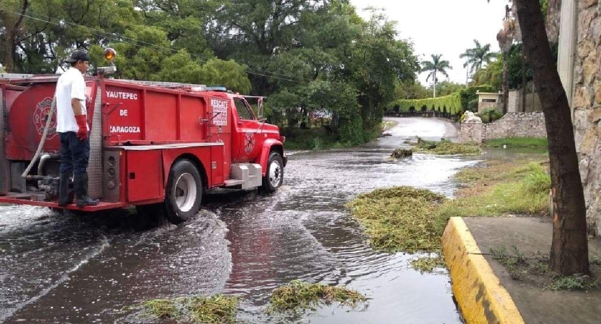 Redoblan vigilancia en puntos de riesgo de inundación en Yautepec