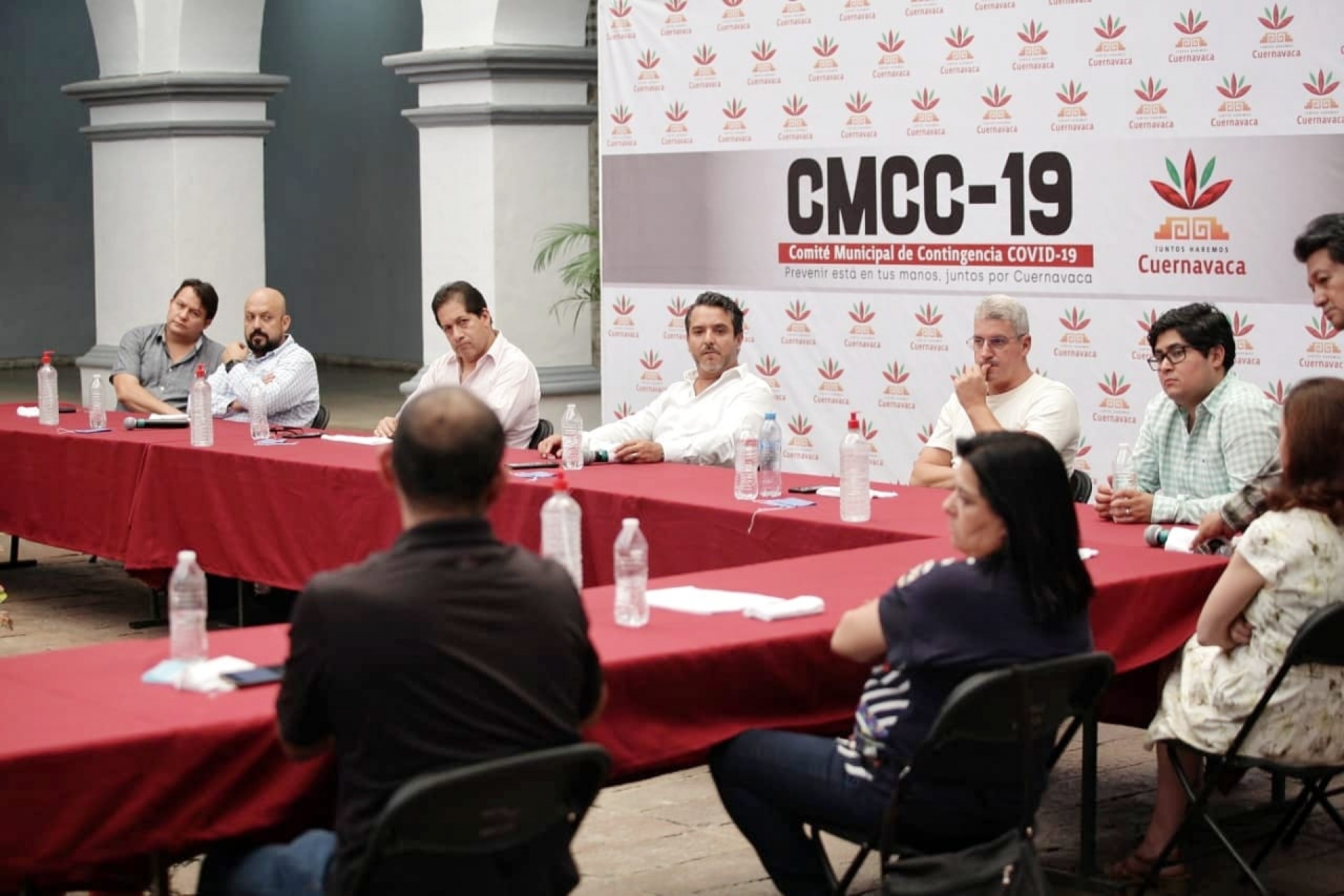 Acuerdan ayuntamiento capitalino y empresarios trabajo en conjunto ante Covid-19