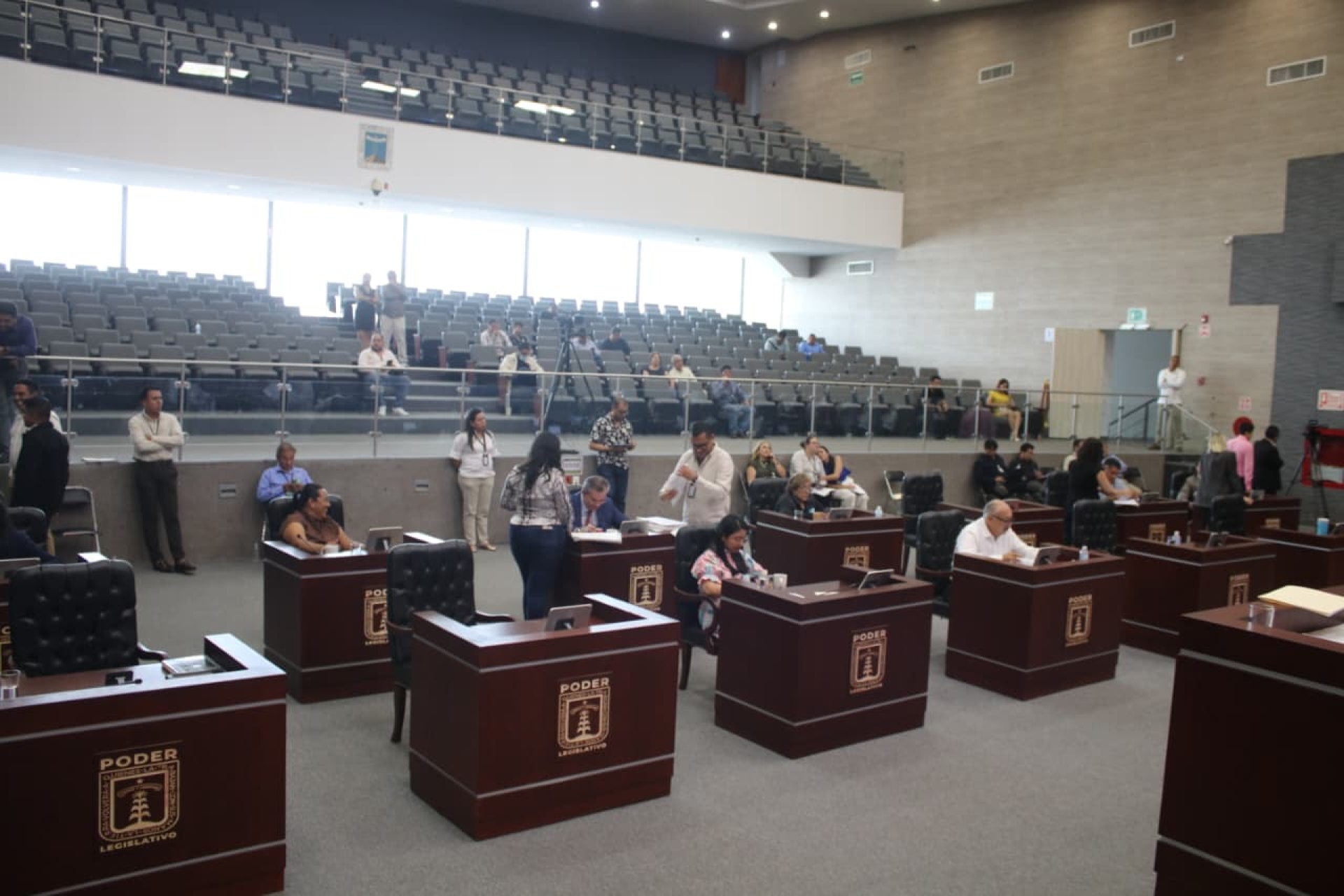 Expide Congreso nuevas leyes de Fomento a la Lectura y de Prestación de Servicios Inmobiliarios