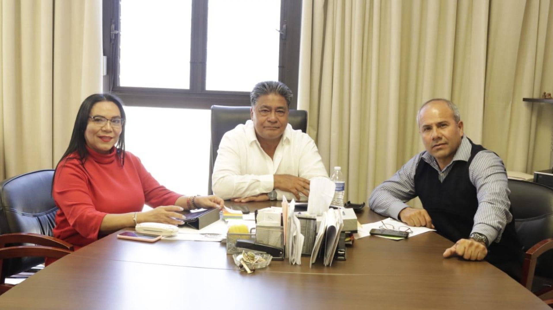 Exige sección 19 del SNTE pago de prestaciones