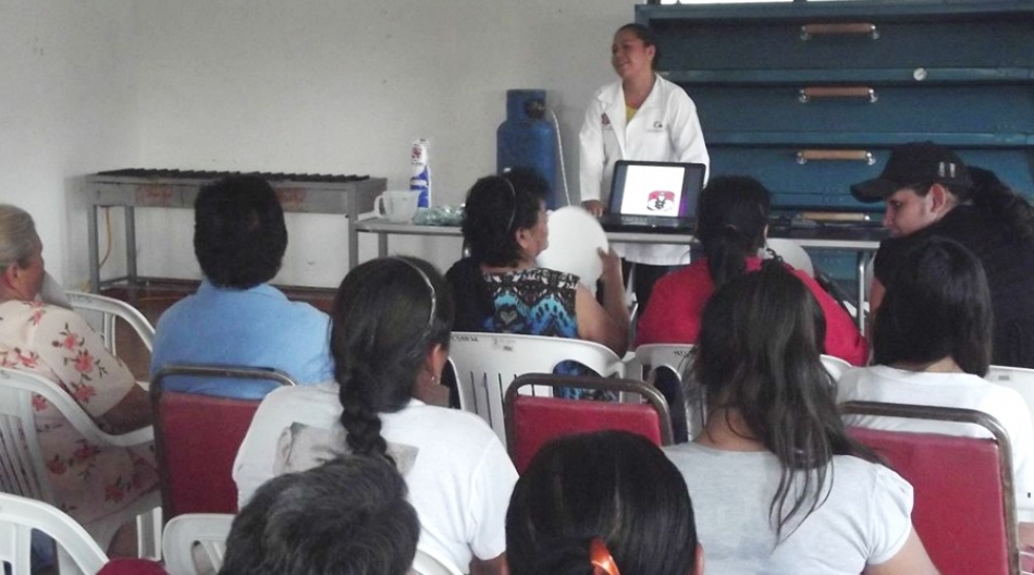 Lleva el DIF de Tetecala el programa "Comunidad Diferente" a la colonia Sonora