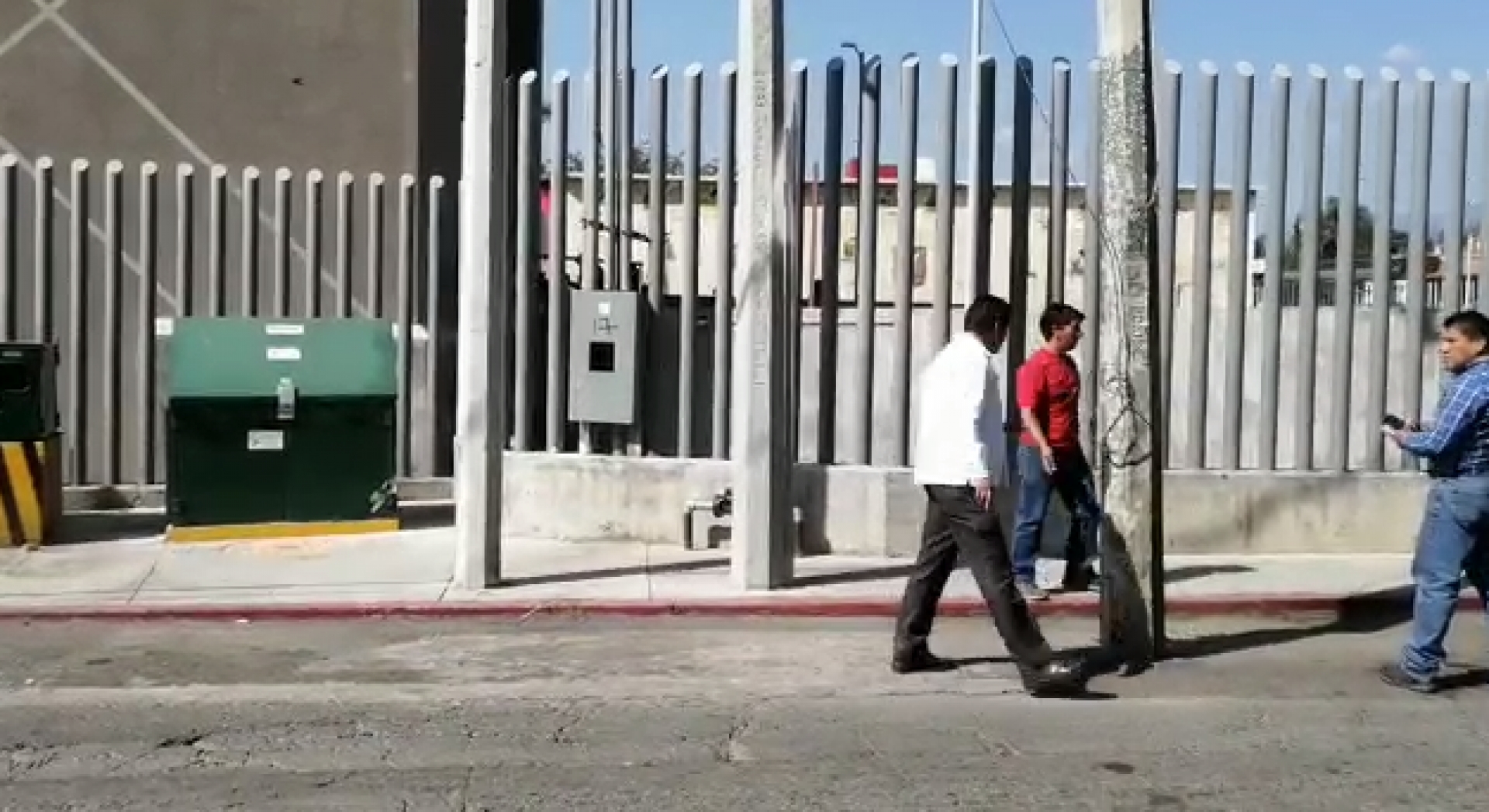 Se registra explosión en transformador que abastece energía eléctrica al Congreso local