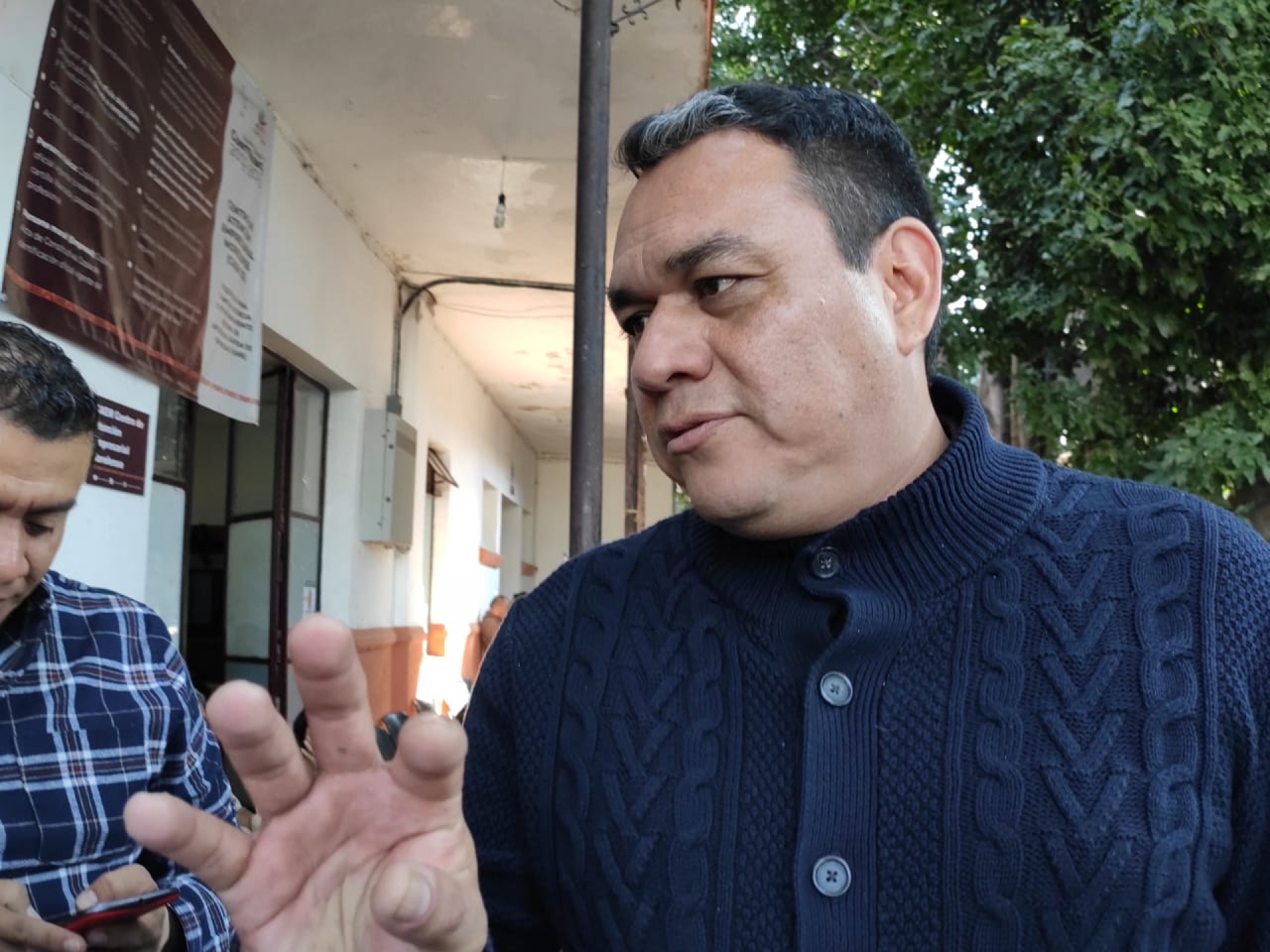 Mantiene ayuntamiento capitalino diálogo con comerciantes retirados de la calle Hidalgo