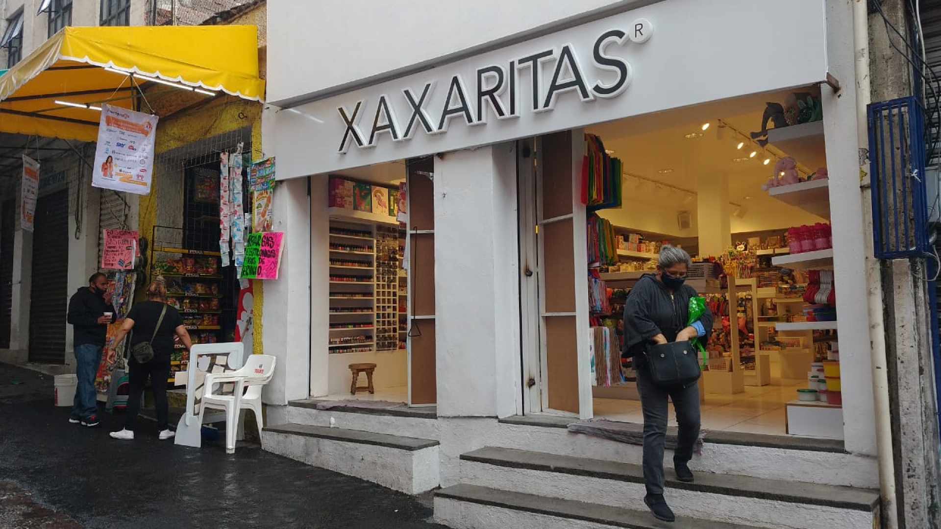 Reaperturan diversos locales en el centro de Cuernavaca