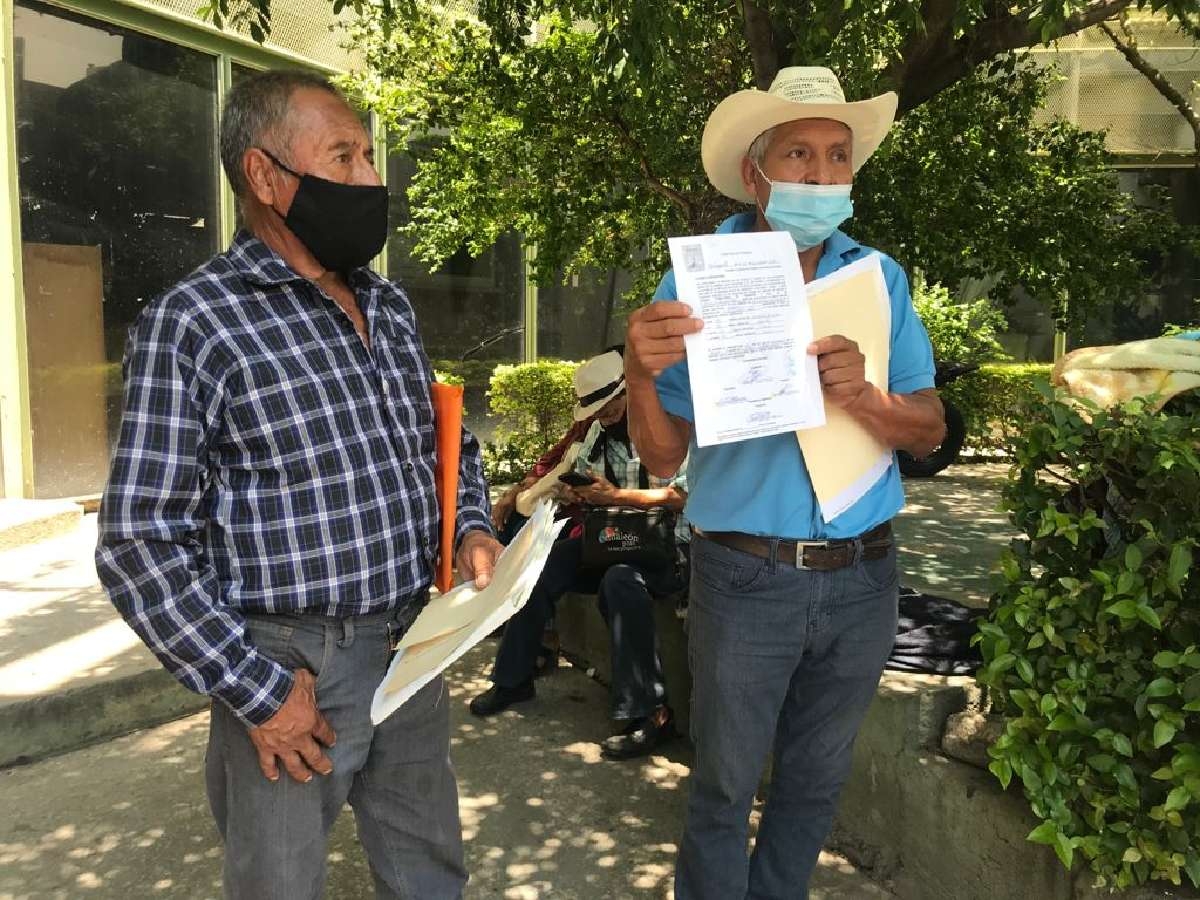 Denuncian comuneros de Tlalnepantla presunto despojo de sus tierras