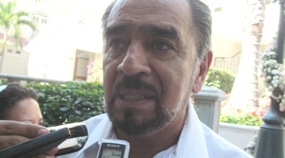 Año 2015 será “muy difícil” para los trabajadores del país