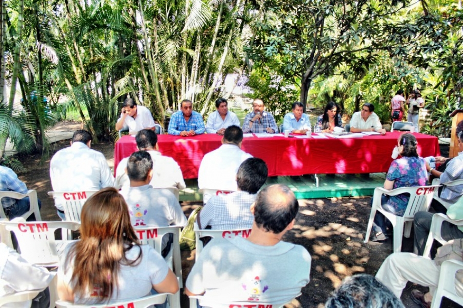 Organiza la CTM marcha por el Día del Trabajo