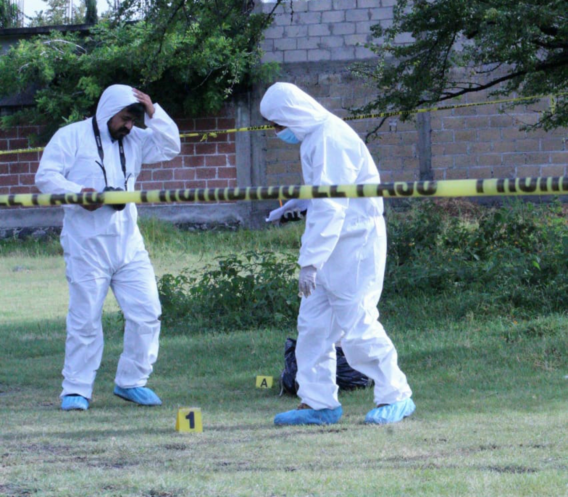 Dejan el cadáver embolsado de un hombre en un terreno baldío, en Alpuyeca