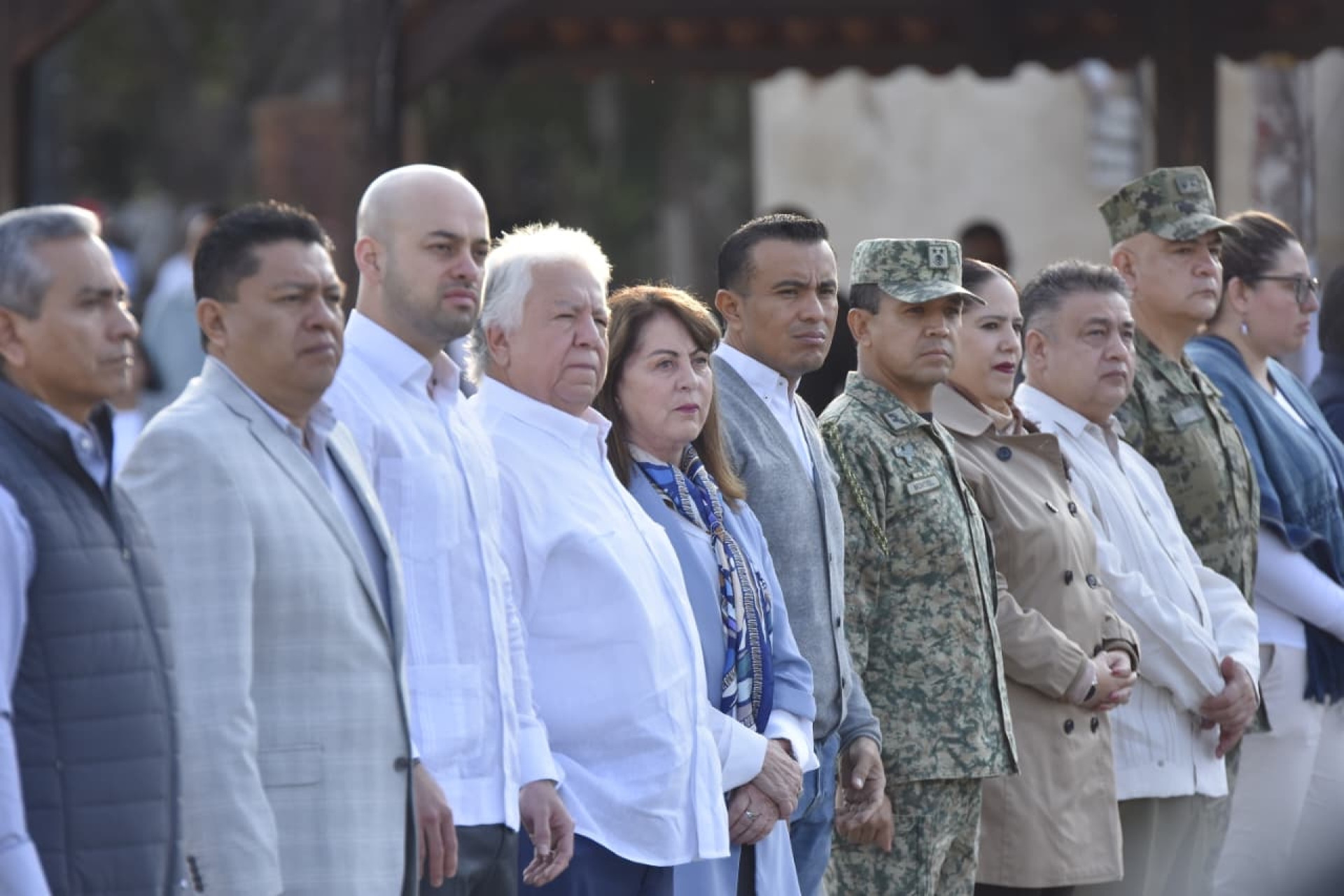 Preside gobernadora Margarita González Saravia honores a la Bandera Nacional en Tlayacapan