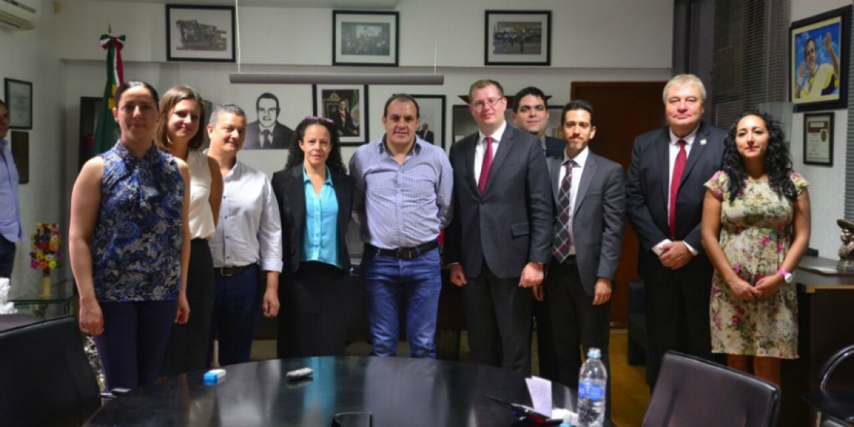 Se reúne Cuauhtémoc Blanco con vicecónsul estadounidense para tratar temas sobre migración