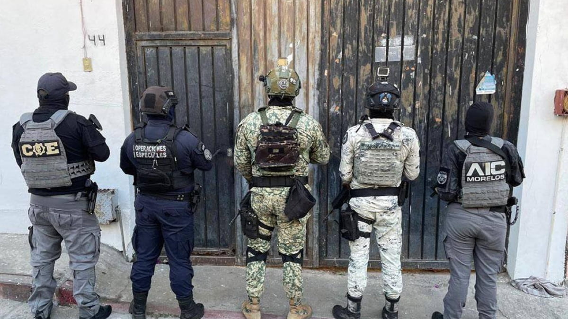 Catean dos viviendas en Jiutepec