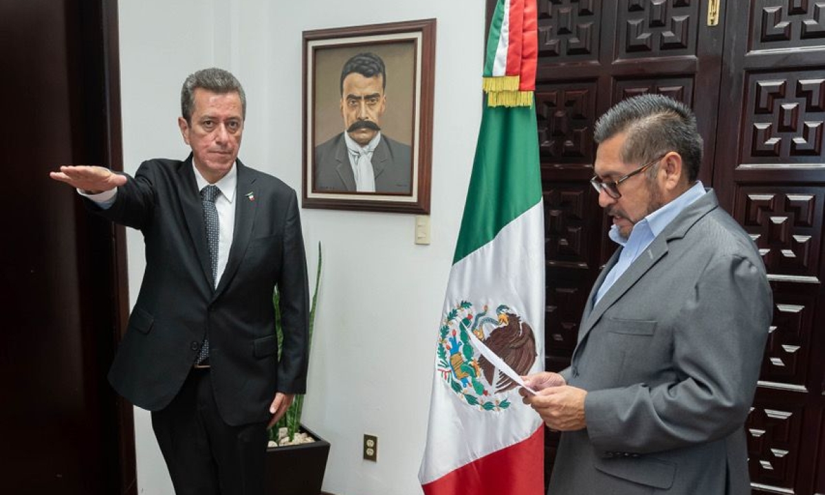 Rinde protesta ante secretario de Gobierno, Víctor Manuel Mercado Salcedo como titular de la CEPCM