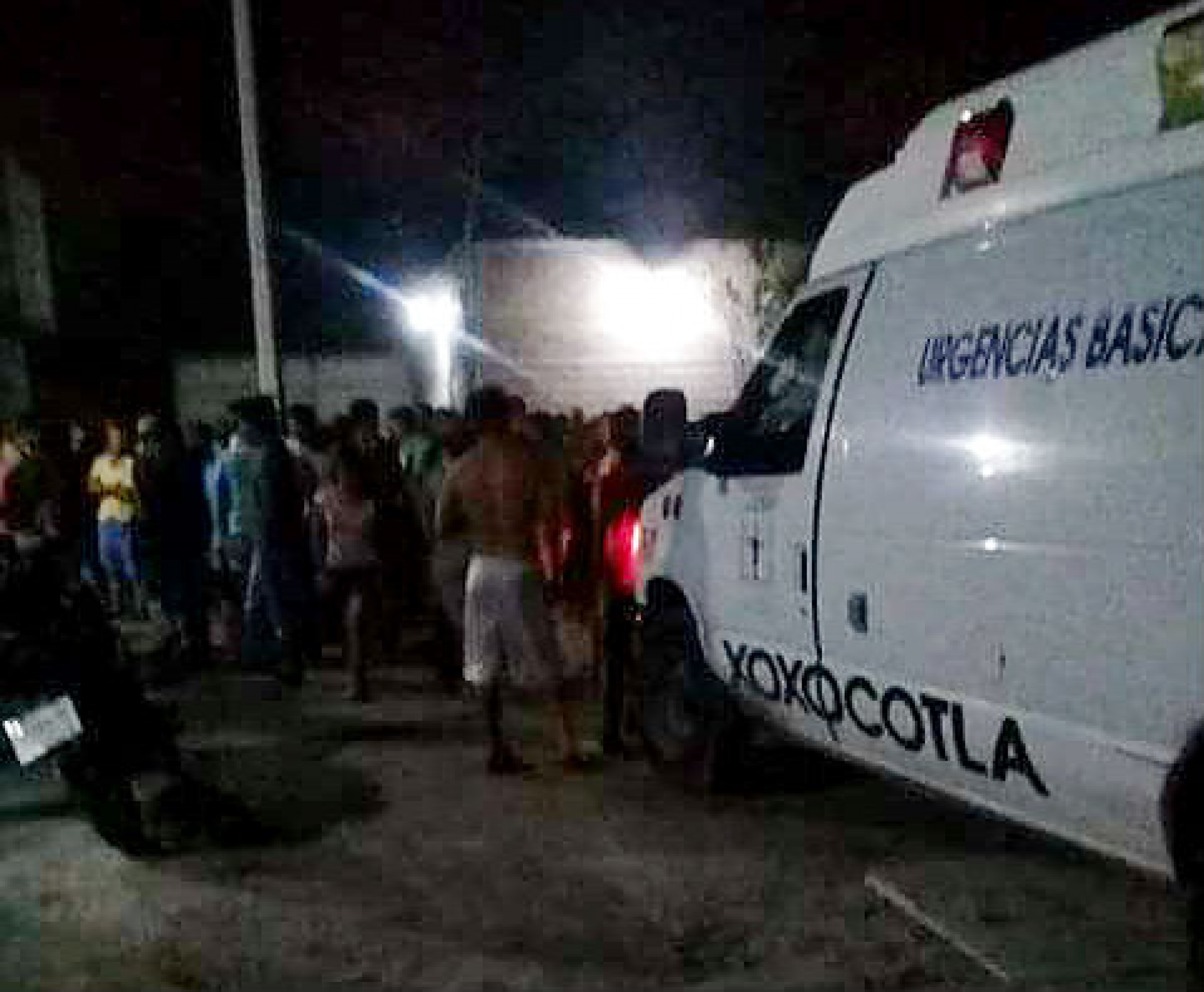 Se registra incendio en casa donde presuntamente se almacenaba pirotecnia, en Xoxocotla
