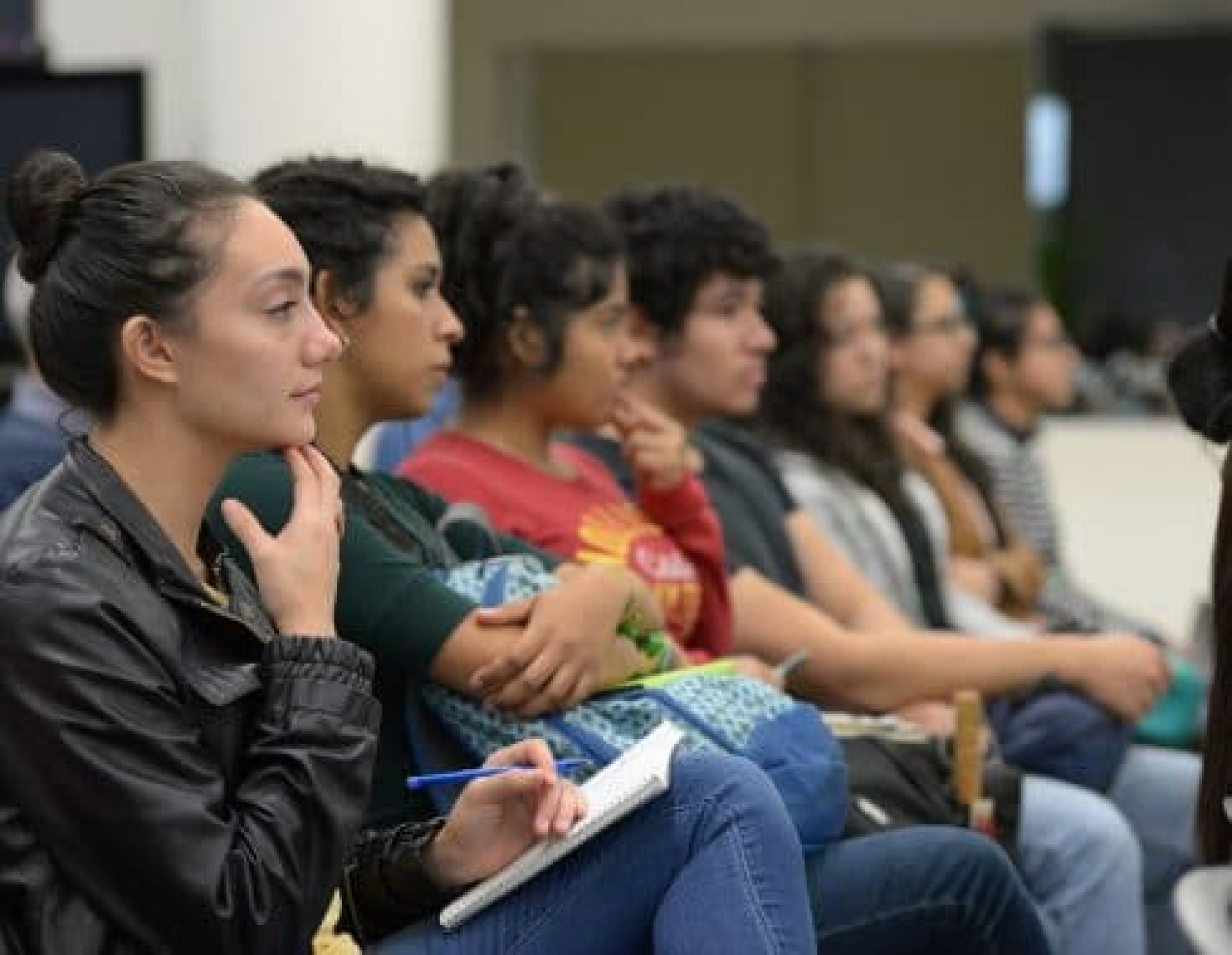 Padres mexicanos se endeudan para poder costear la universidad de sus hijos