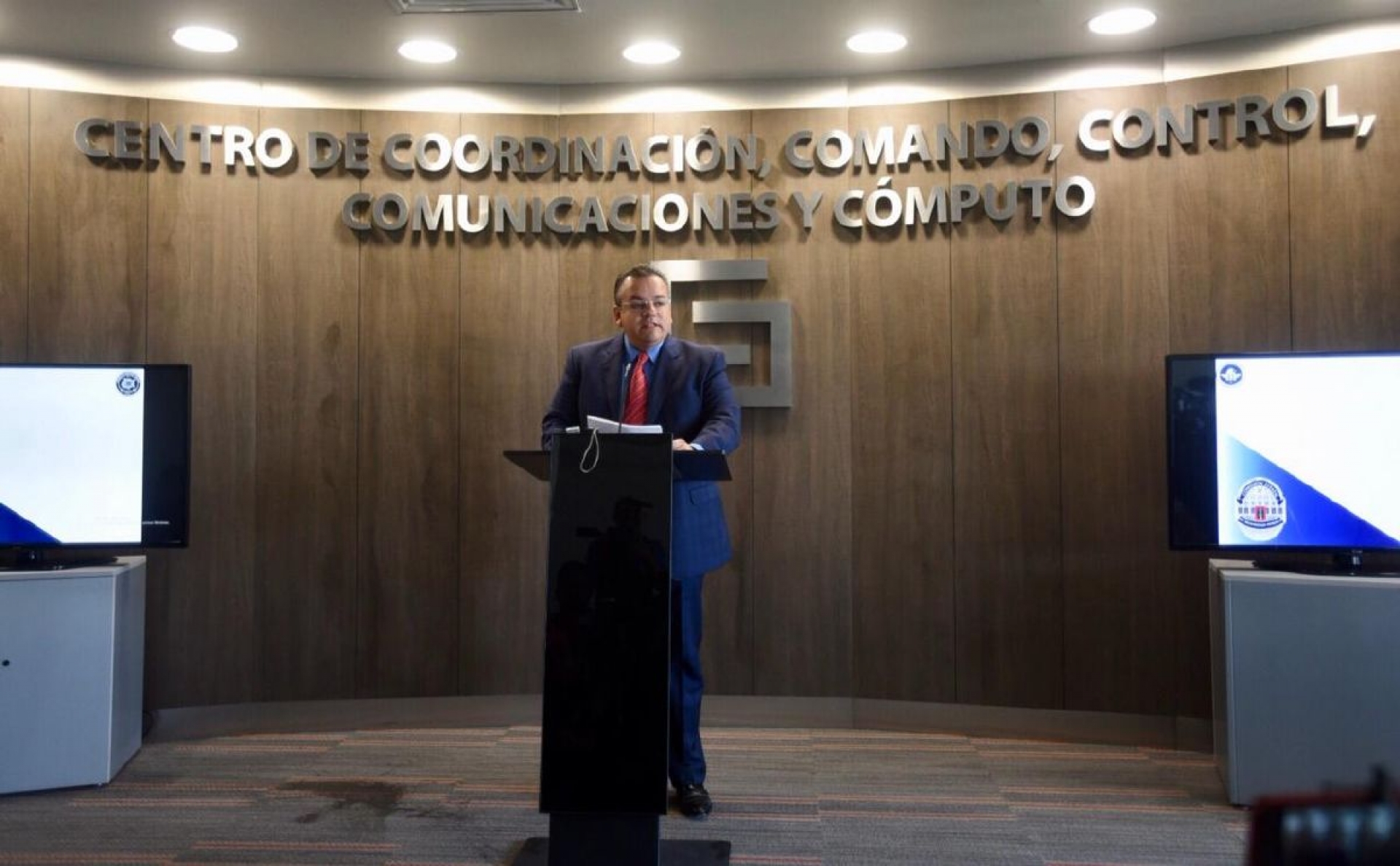 Capella Ibarra hace defensa del modelo de Mando Único y pide a las futuras autoridades informarse