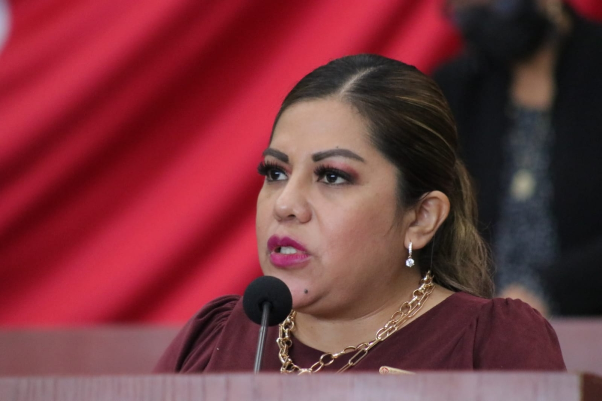 Culpan a G-11 por parálisis en Congreso