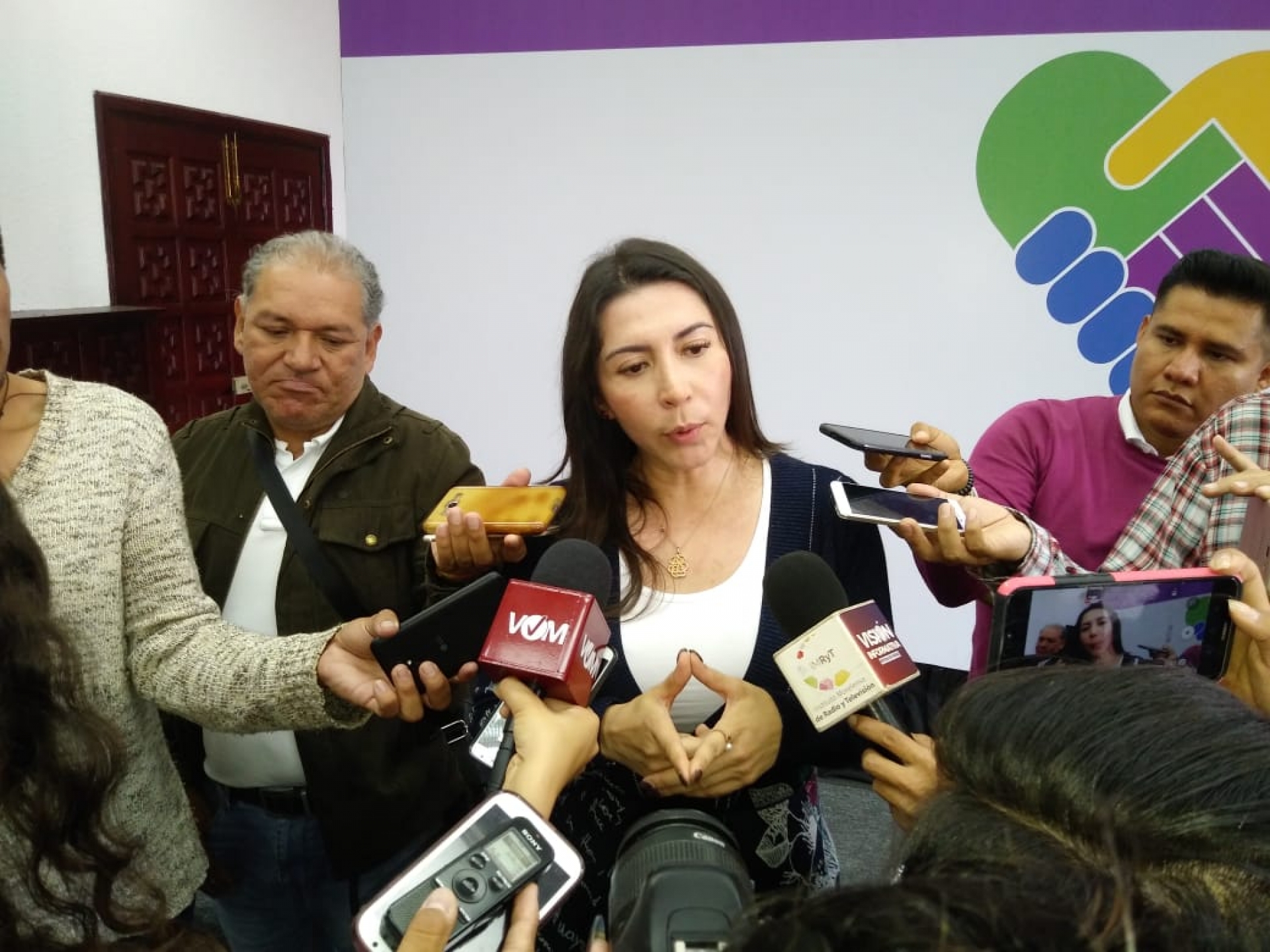 Decidirán si continúa programa de uniformes gratuitos