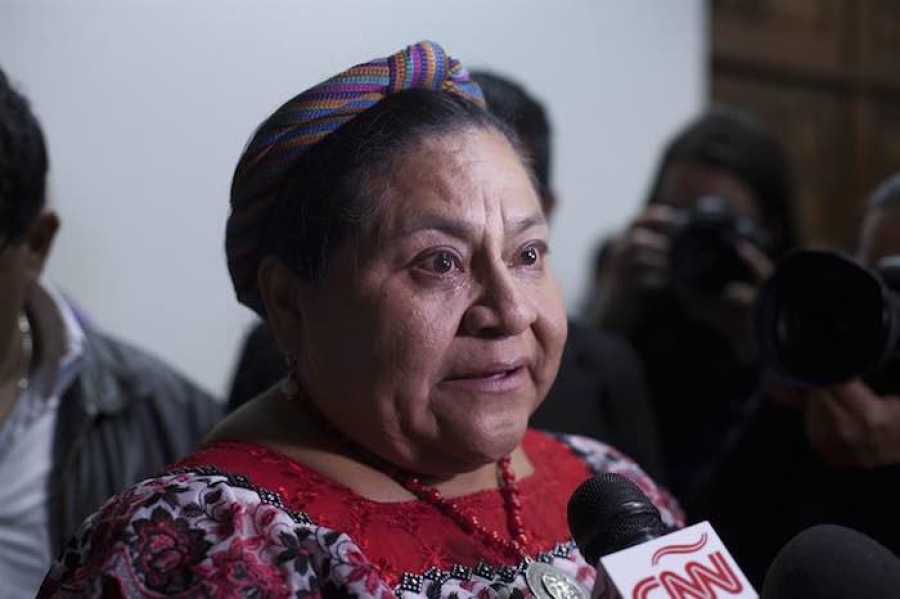 Rigoberta Menchú exige una disculpa a la actriz Wendy González por burlarse de sus fotos