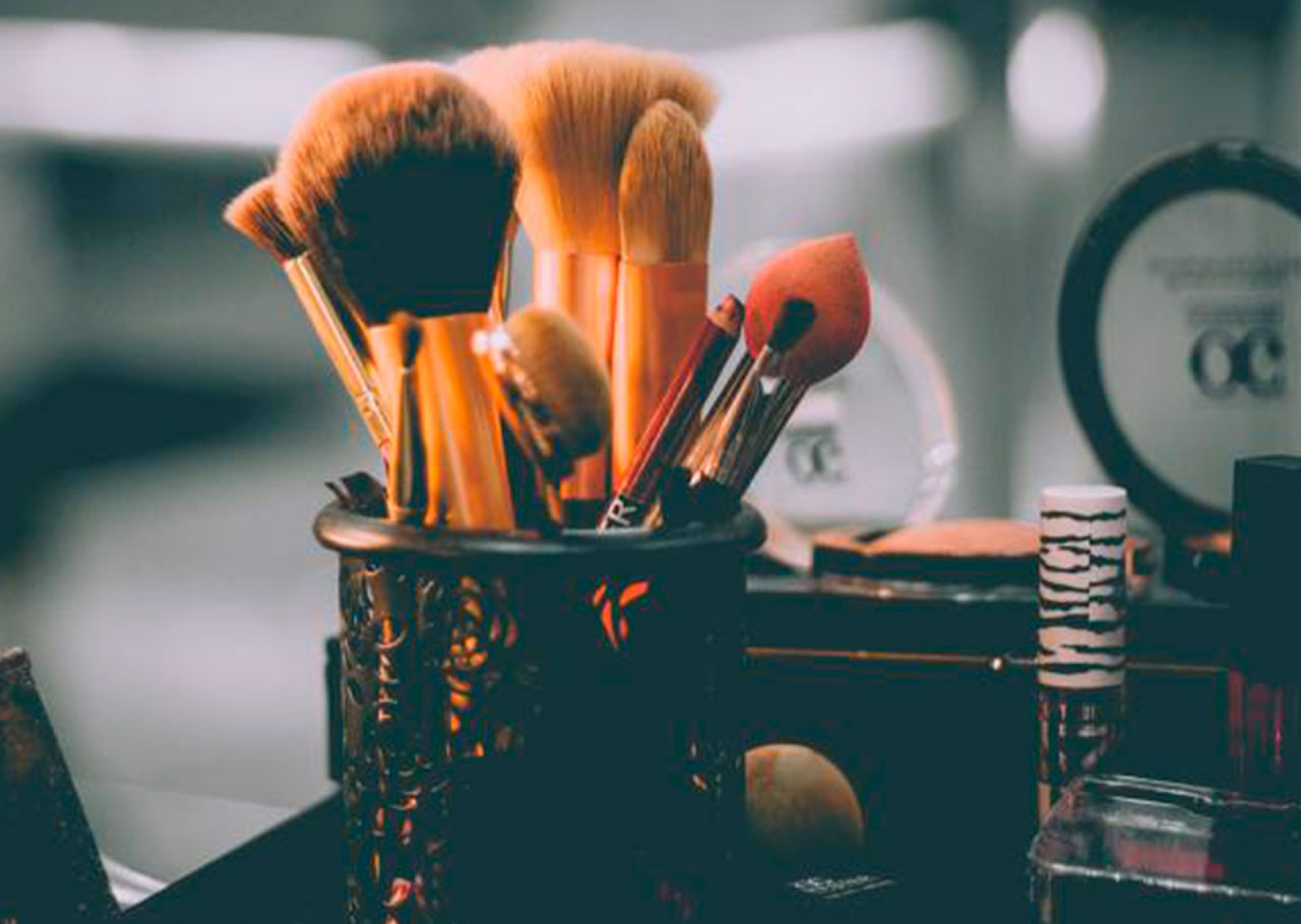 La forma más efectiva de lavar tus brochas de maquillaje