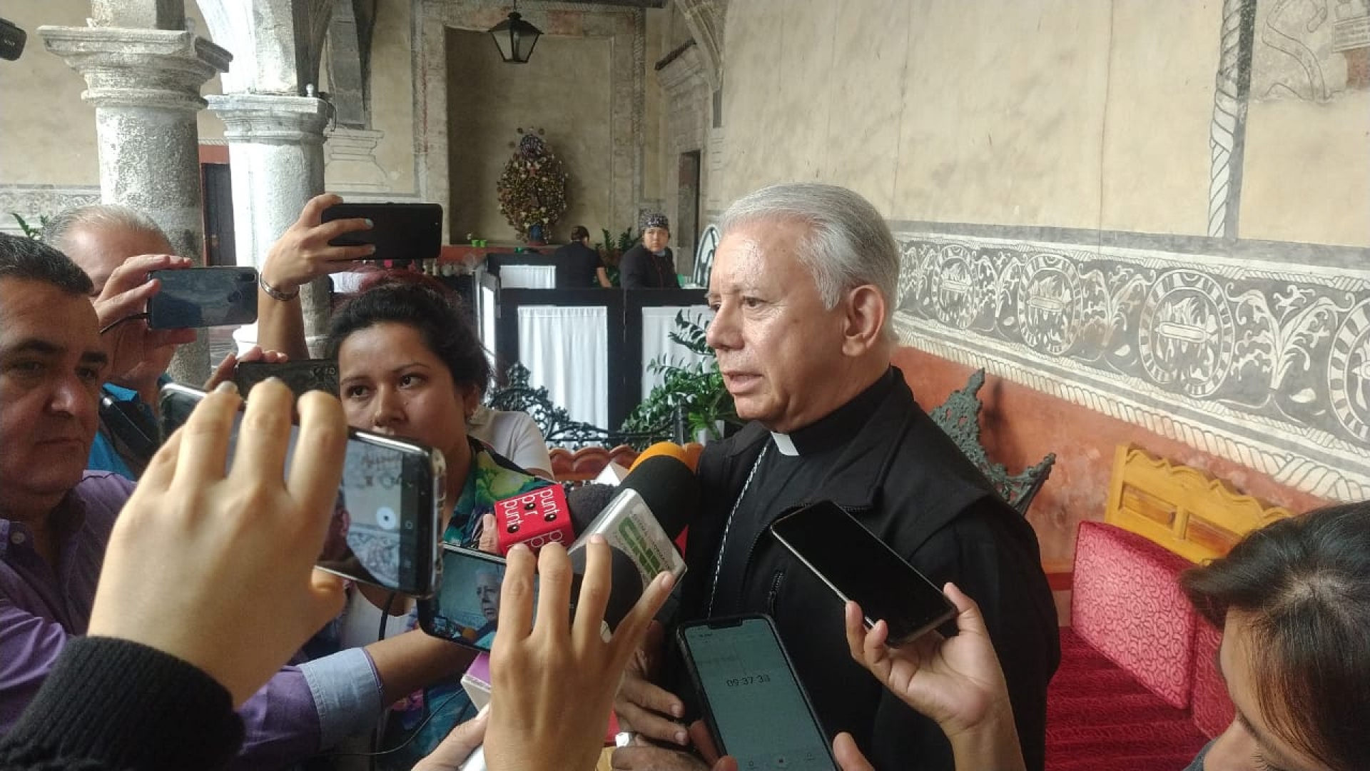 Refiere obispo que iglesia católica modificó horarios en la región sur y oriente
