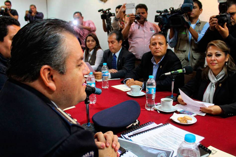 Sin confrontaciones, la comparecencia de Capella Ibarra en el Congreso