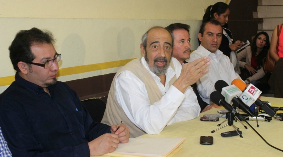Rechaza el PRD a 30 precandidatos