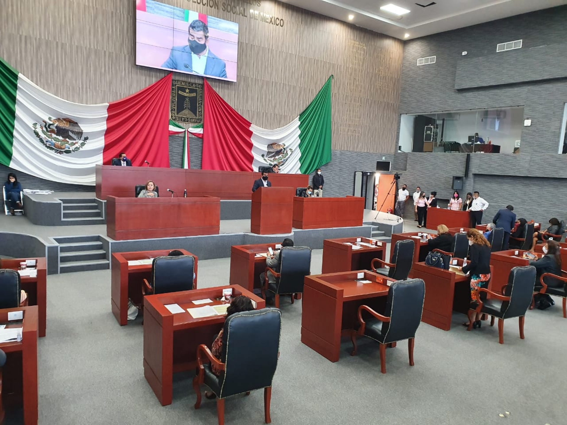 Aprueba Congreso ley que regula uso obligatorio del cubrebocas en Morelos