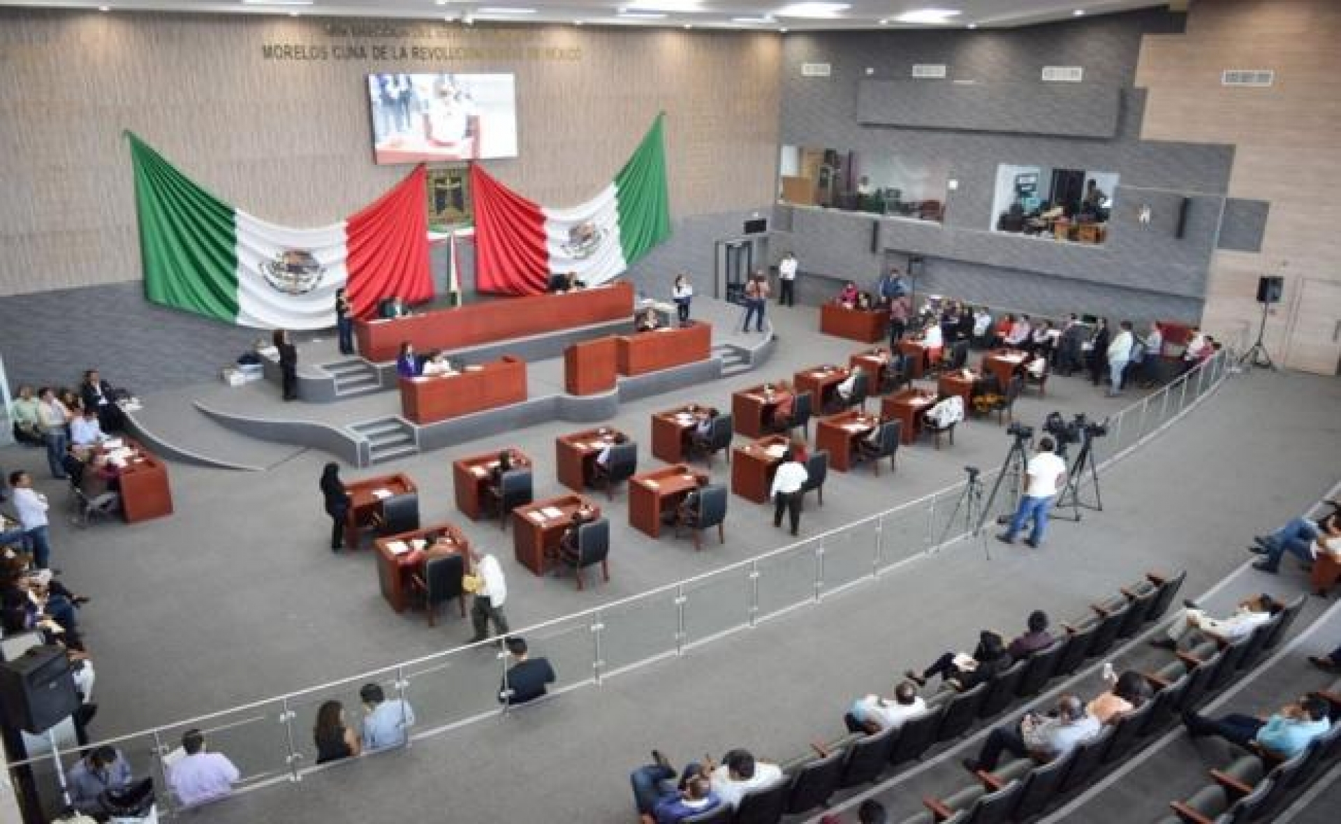 El Congreso sesionará el lunes para cambiar Mesa Directiva