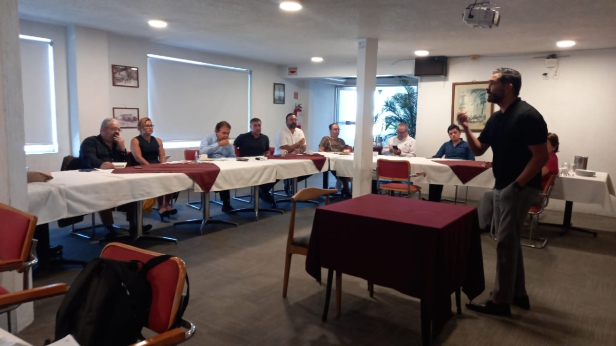 Reunión de integrantes de la asociación civil 'Alta Cultura'