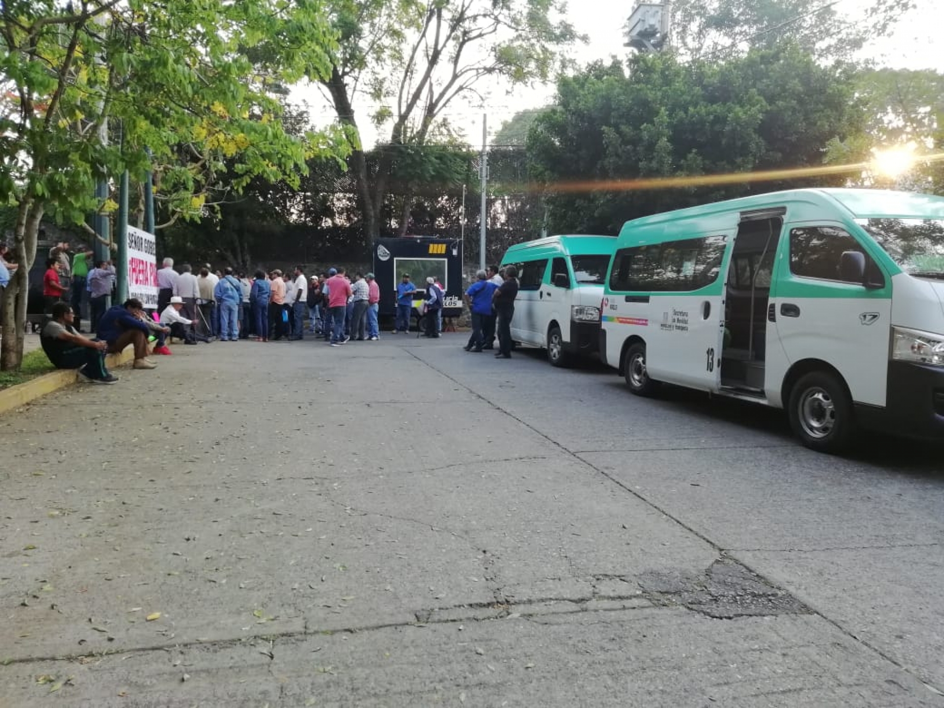 Protestan transportistas de la zona oriente en Cuernavaca