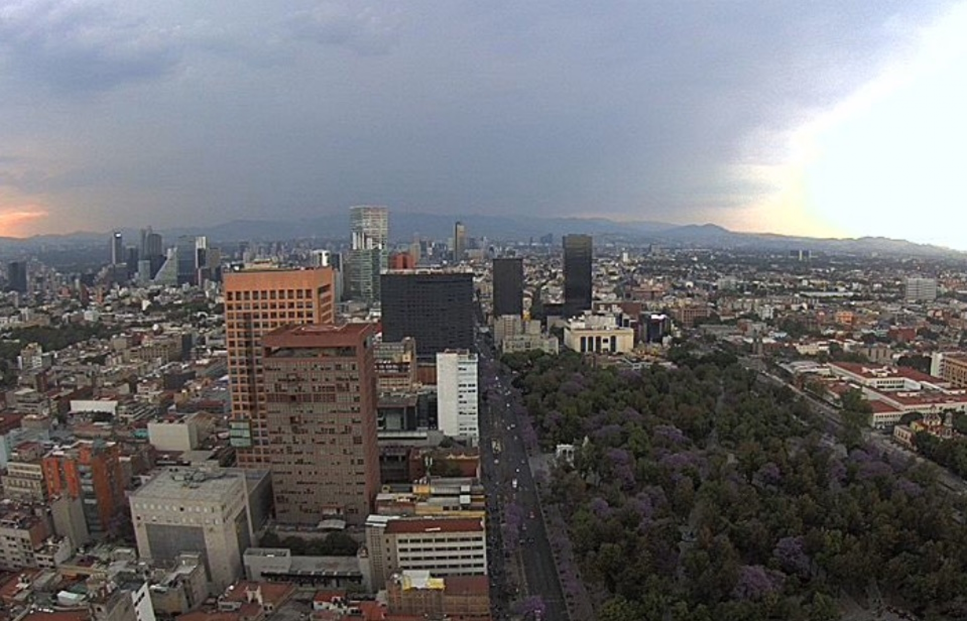 Prevén lluvias aisladas en la Ciudad de México