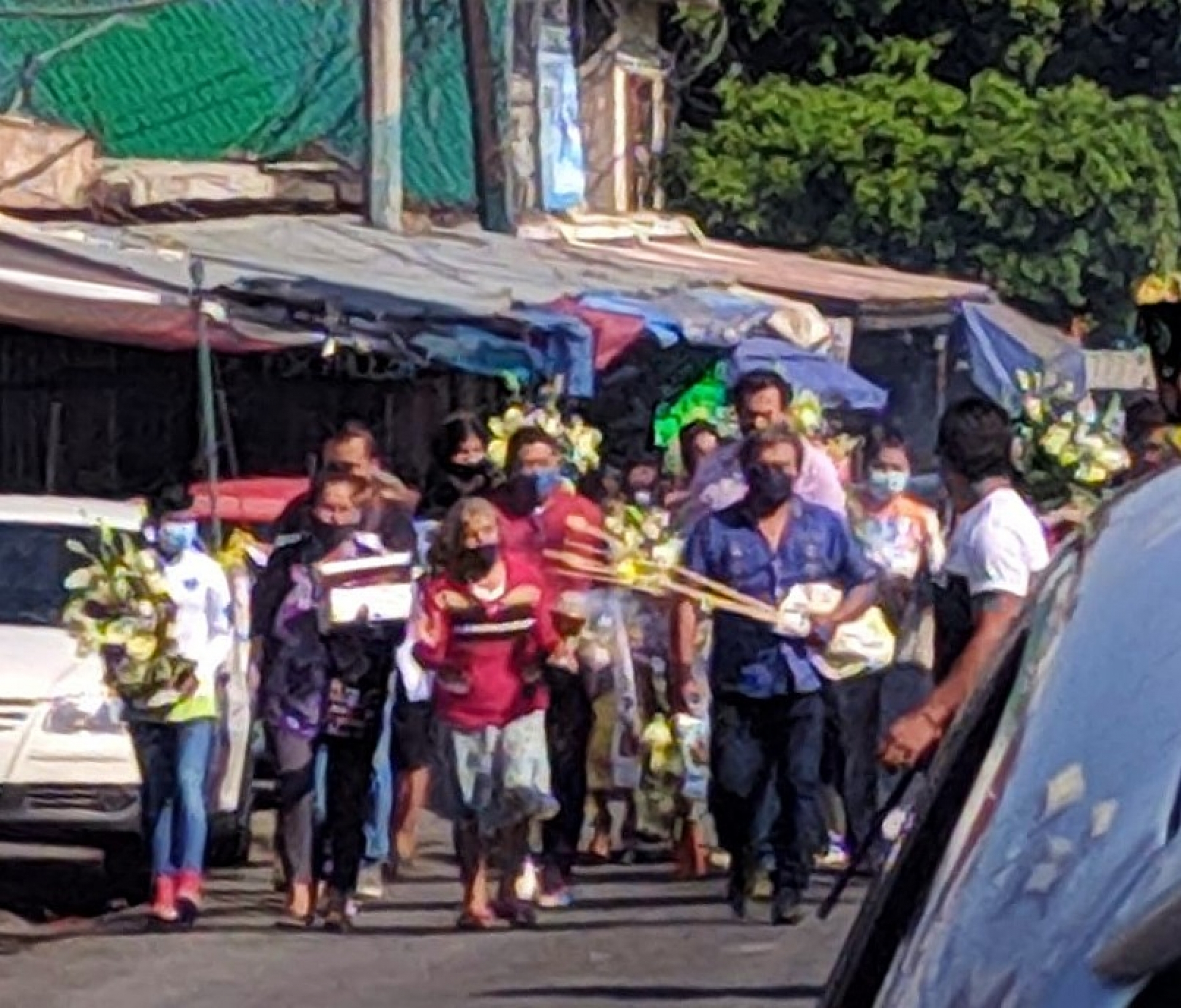 Habitantes de Ocotepec realizan procesión religiosa