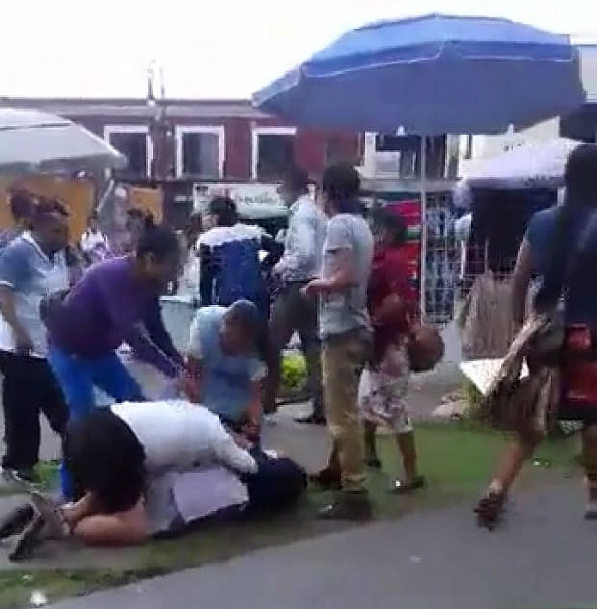 Comerciantes ambulantes protagonizaron una riña en pleno centro de Cuernavaca