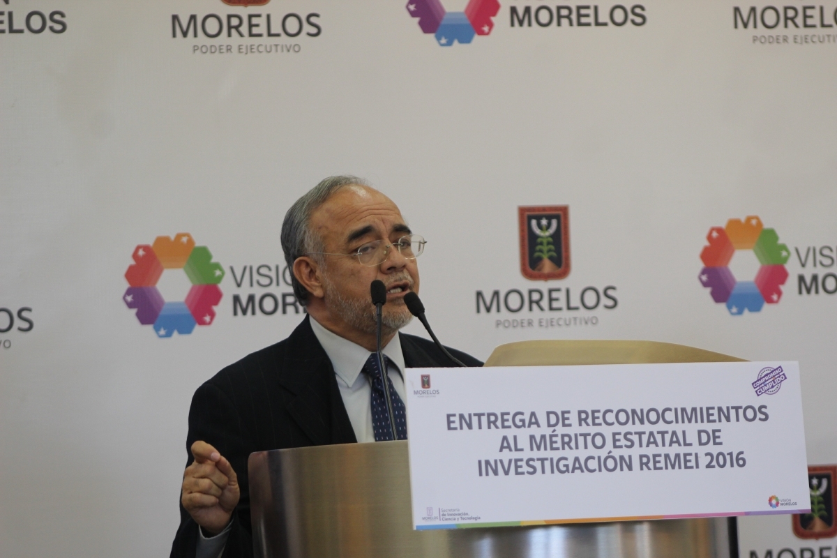 Entregan reconocimientos al Mérito Estatal de Investigación 2016