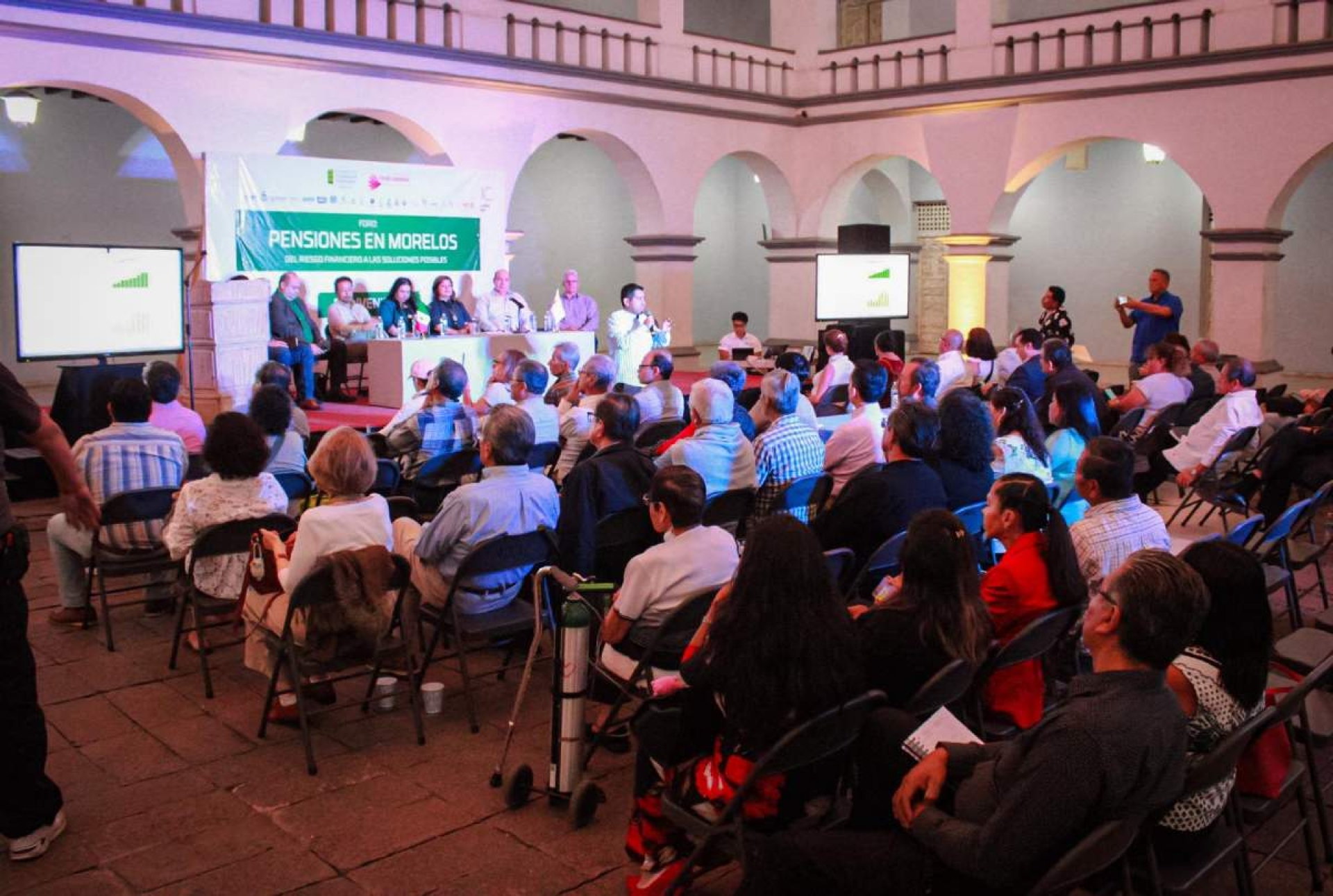 Señalan riesgo de colapso financiero por pensiones en Morelos