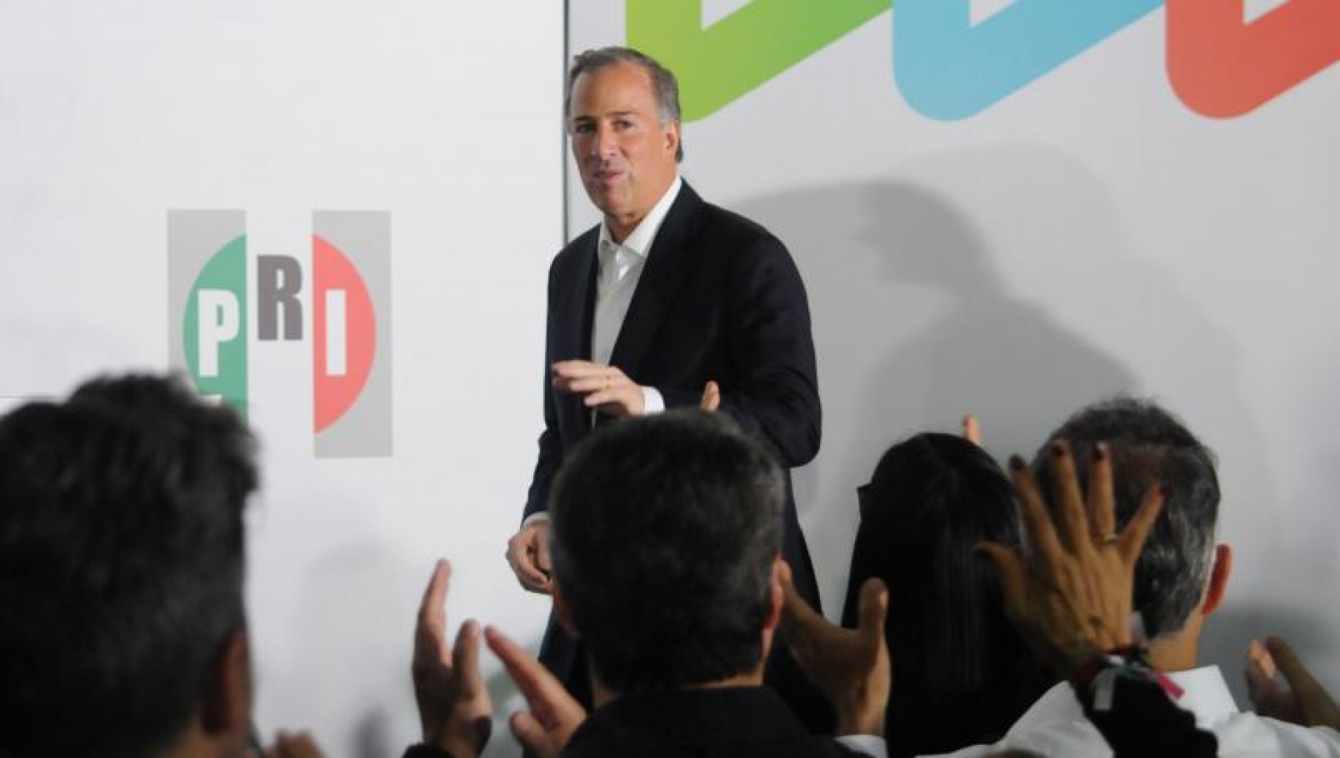 Investiga Fiscalía a ex coordinador de campaña de Meade por “estafa maestra”
