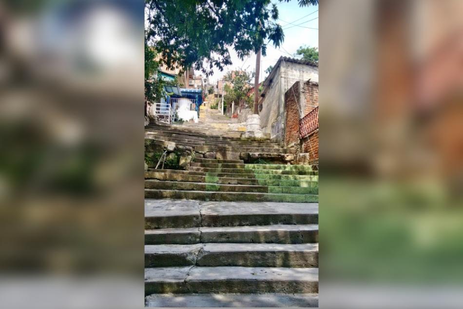 Falleció al caer a una barranca