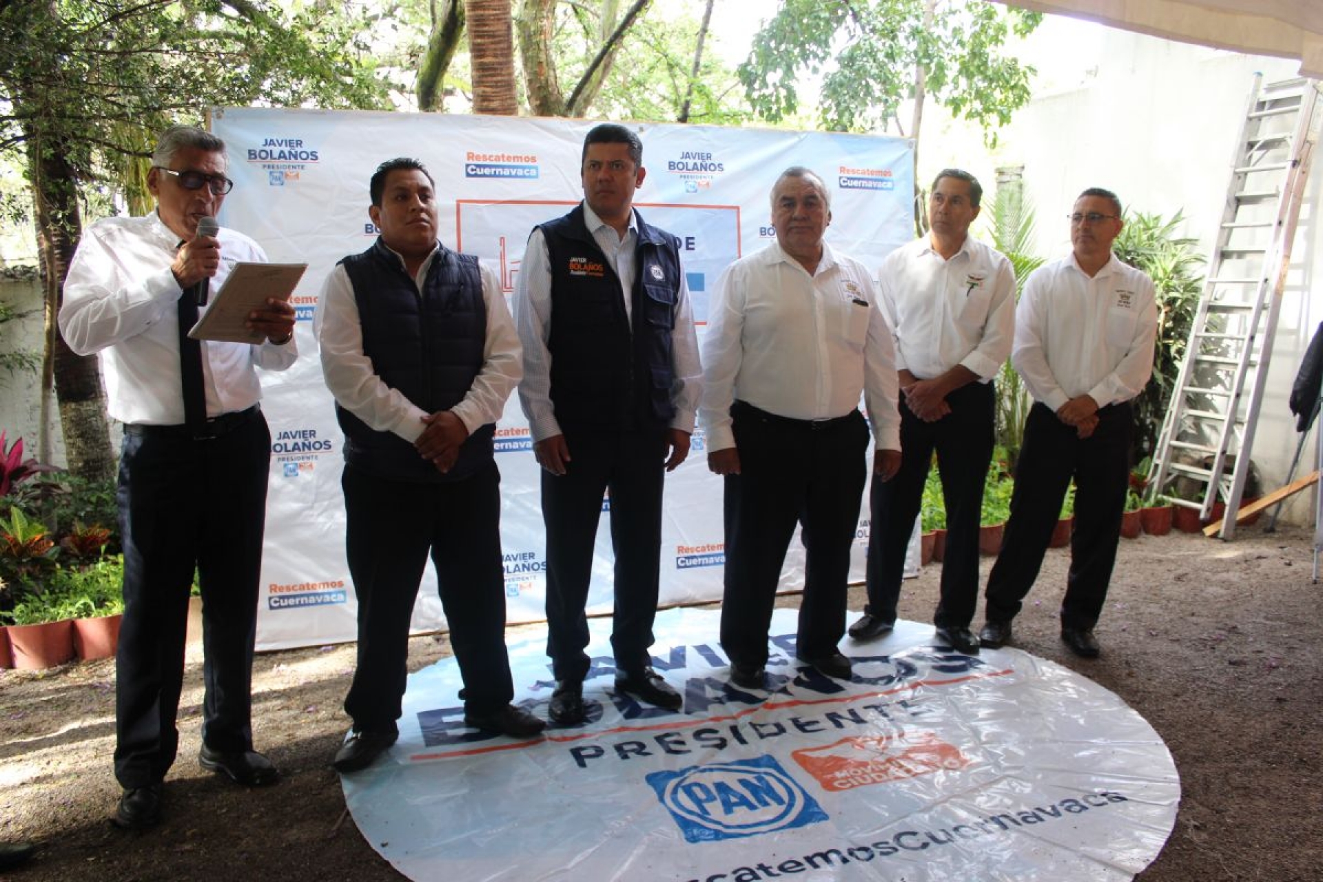 Ofrece Bolaños agilizar trámites municipales