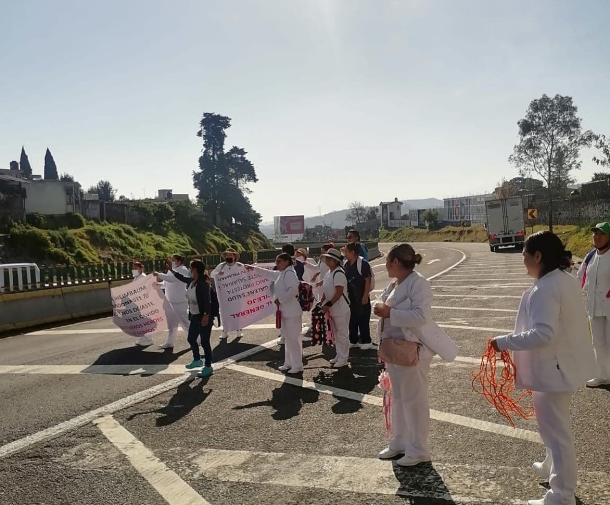 Bloqueo en la autopista México-Cuernavaca