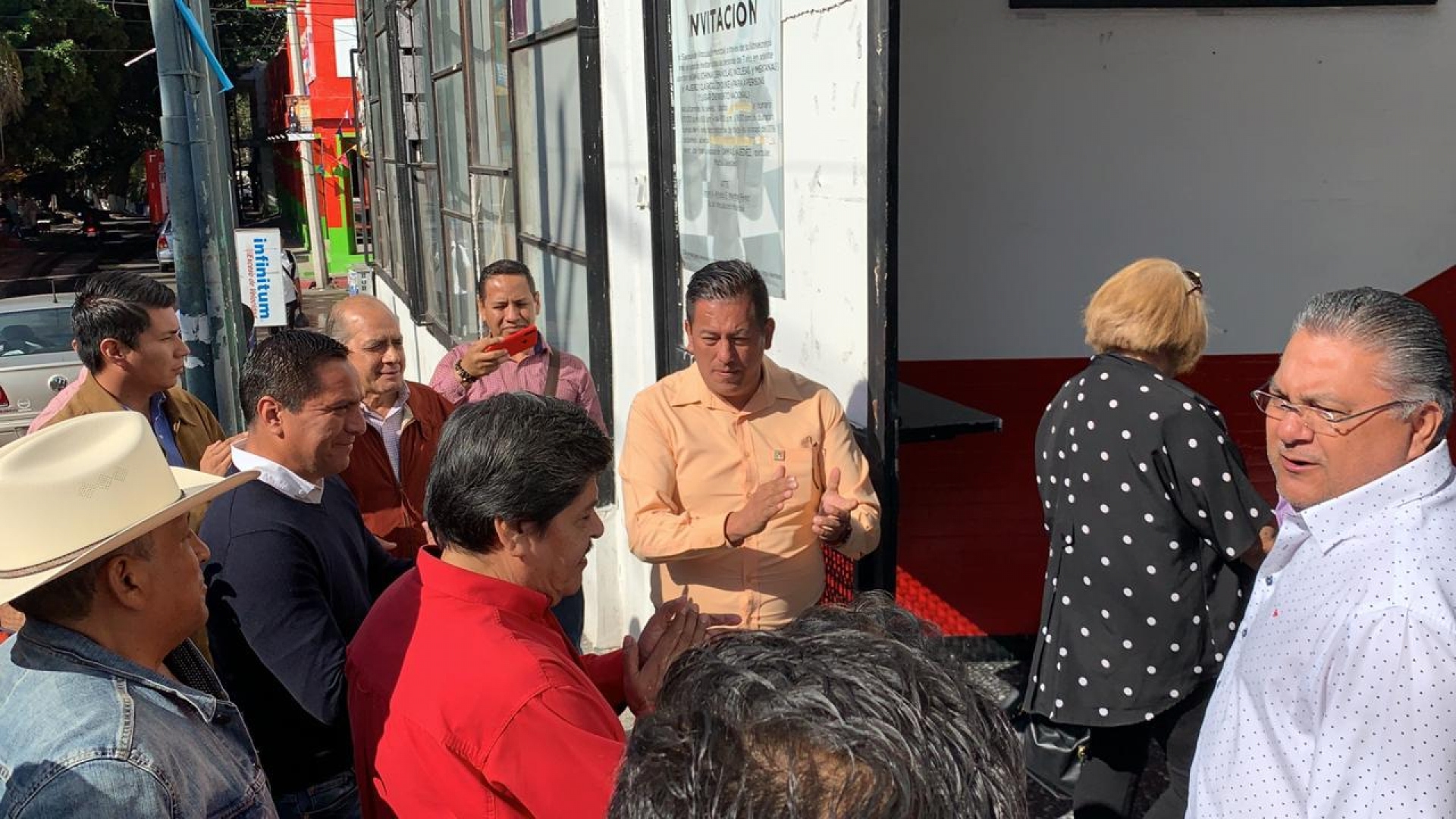 Toma posesión Alberto Martínez de oficinas del comité directivo estatal del PRI