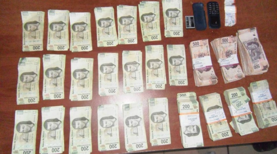 Investigan a tres trabajadores de un banco que pudieron dar información a delincuentes para llevar a cabo un asalto