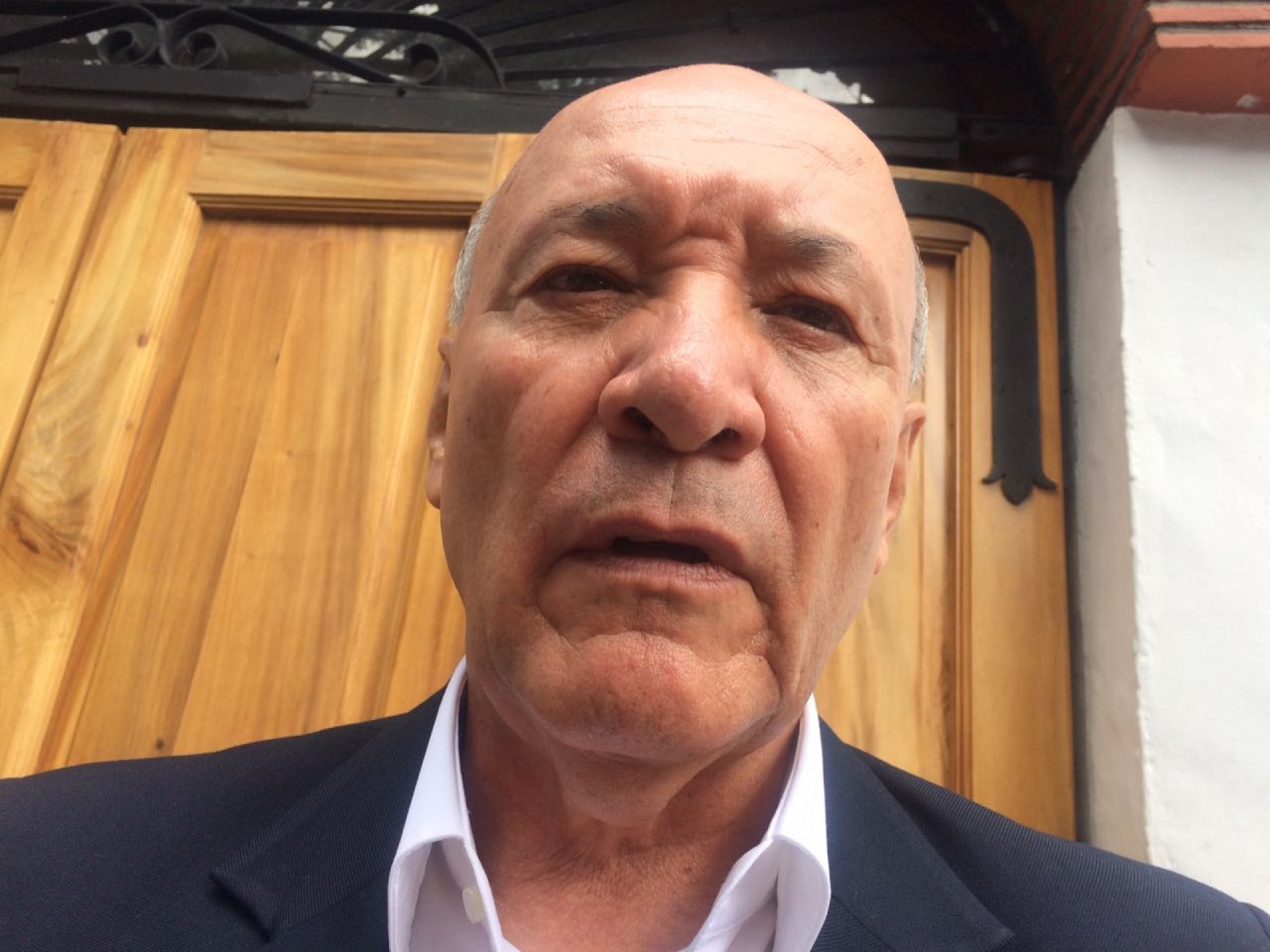 Confirma secretario de Hacienda adeudo con empresa constructora