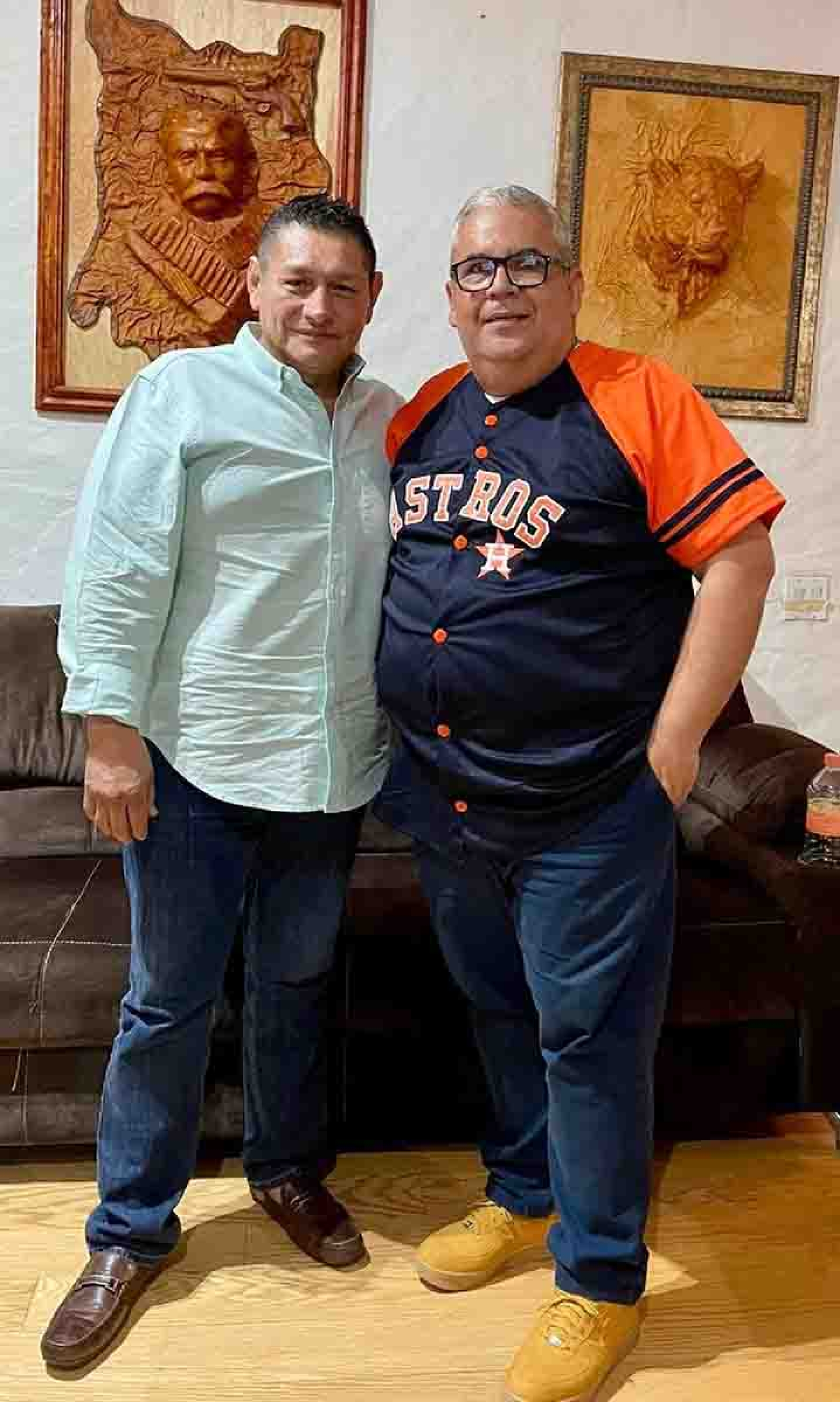 Analizan proyectos alcalde electo de Cuautla y delegado de Liconsa