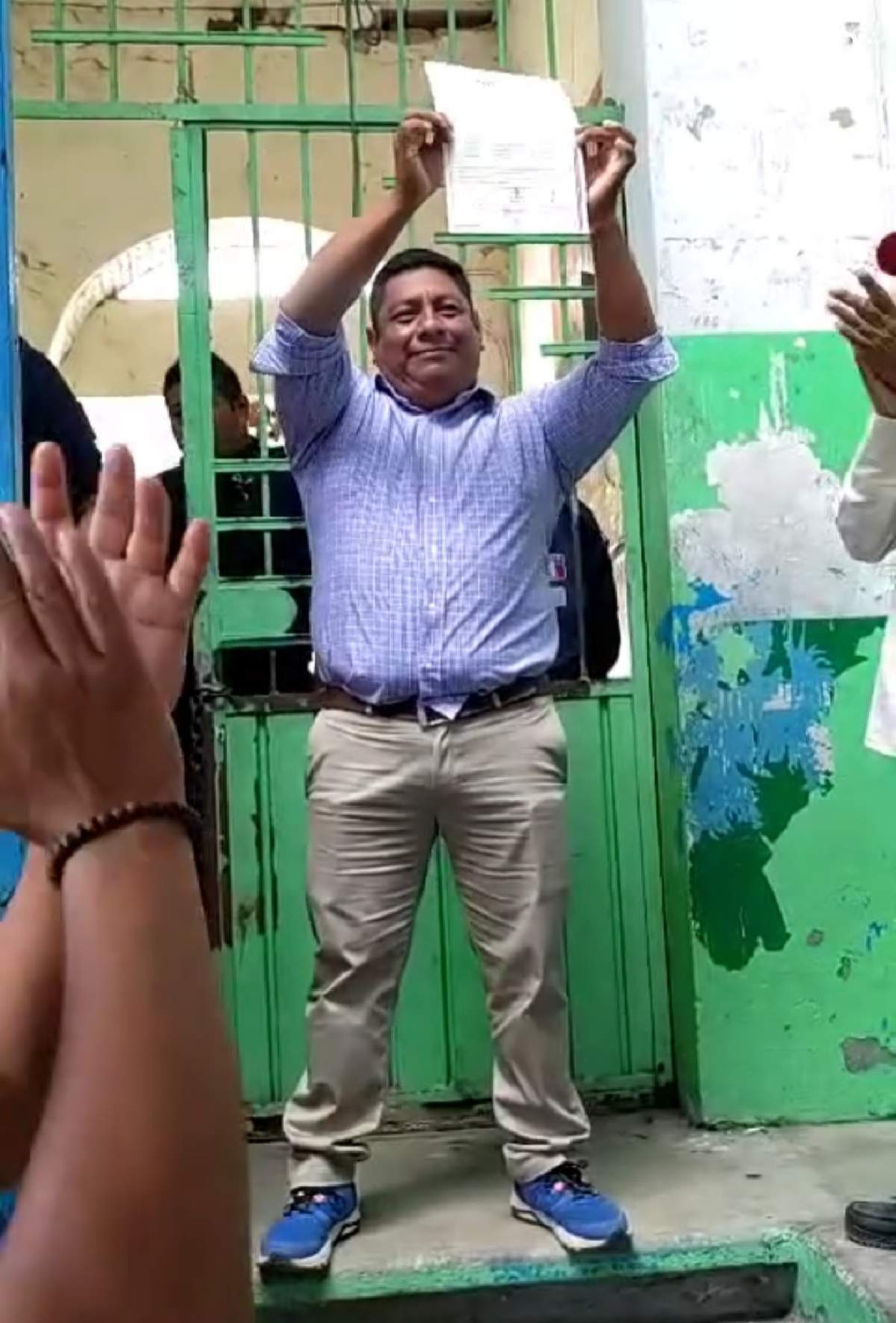 Empresa avícola donaría terreno para construir presidencia municipal de Xoxocotla