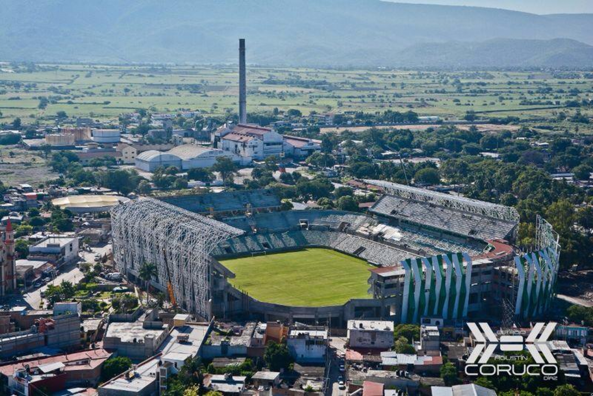 Iniciará gobierno del estado auditoría sobre la construcción del estadio 'Coruco' Díaz